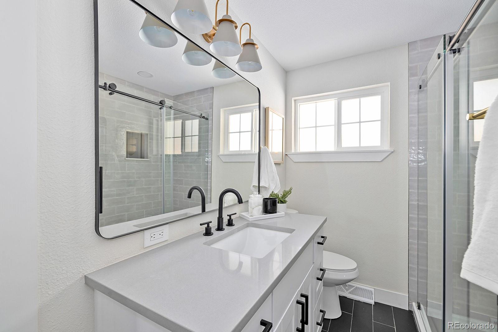 MLS Image #14 for 1360  wolff street,denver, Colorado