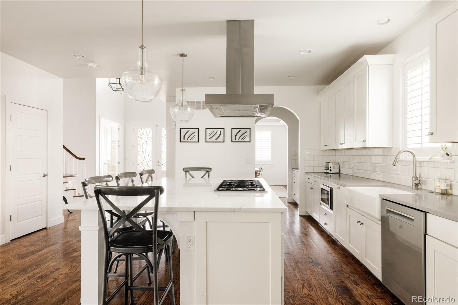 MLS Image #12 for 2540 s monroe street,denver, Colorado