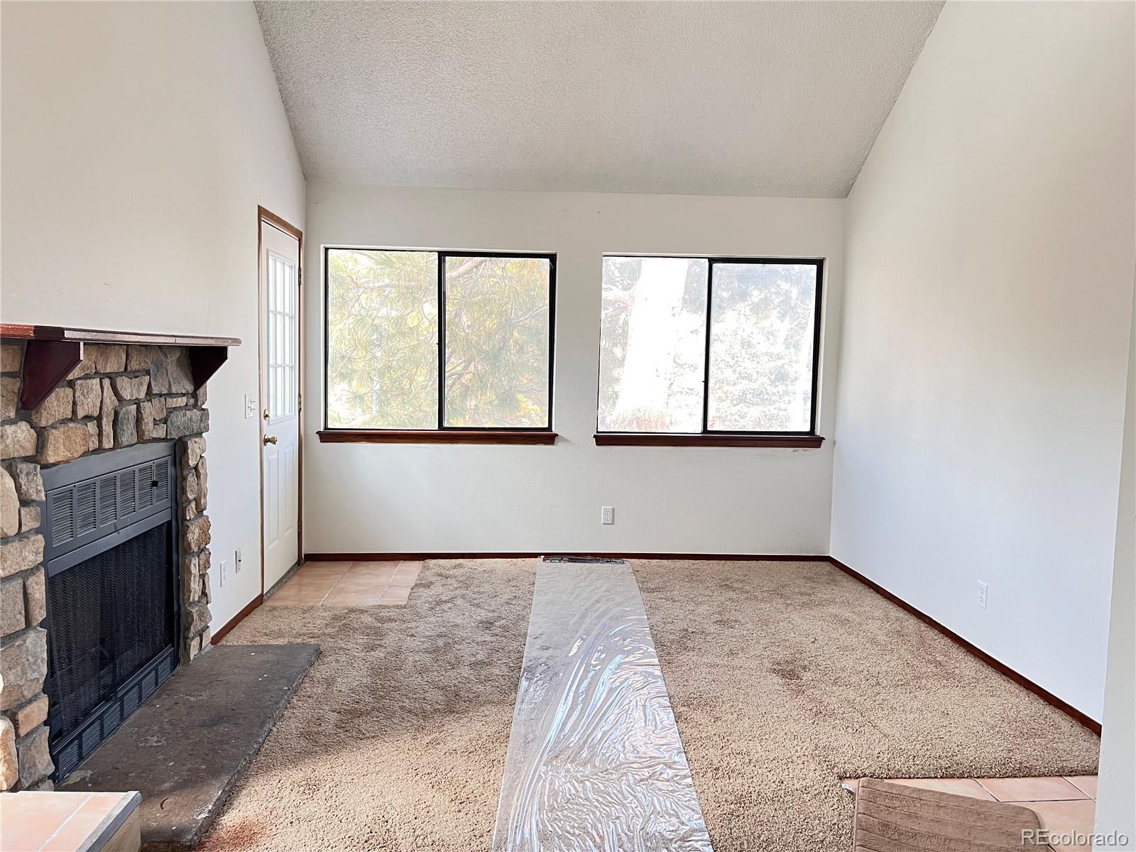 MLS Image #1 for 912 s dearborn way,aurora, Colorado