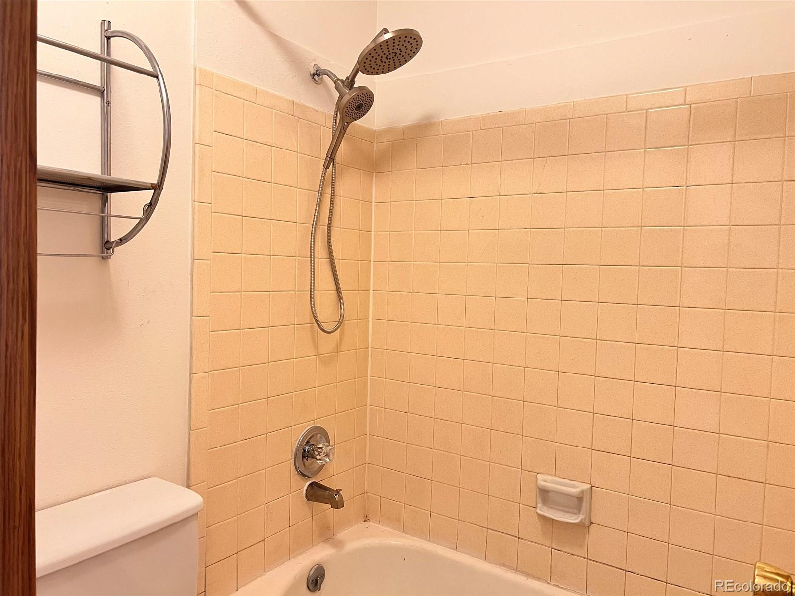 MLS Image #12 for 912 s dearborn way,aurora, Colorado