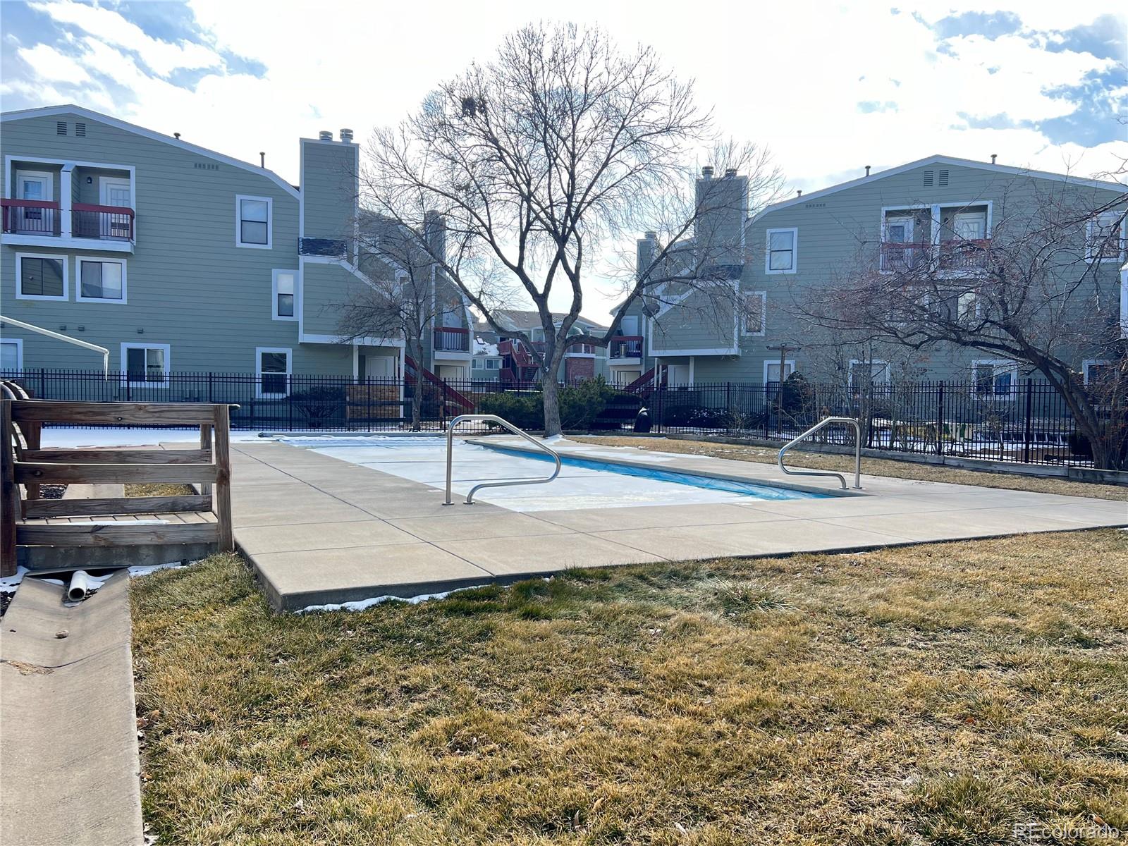 MLS Image #17 for 912 s dearborn way,aurora, Colorado