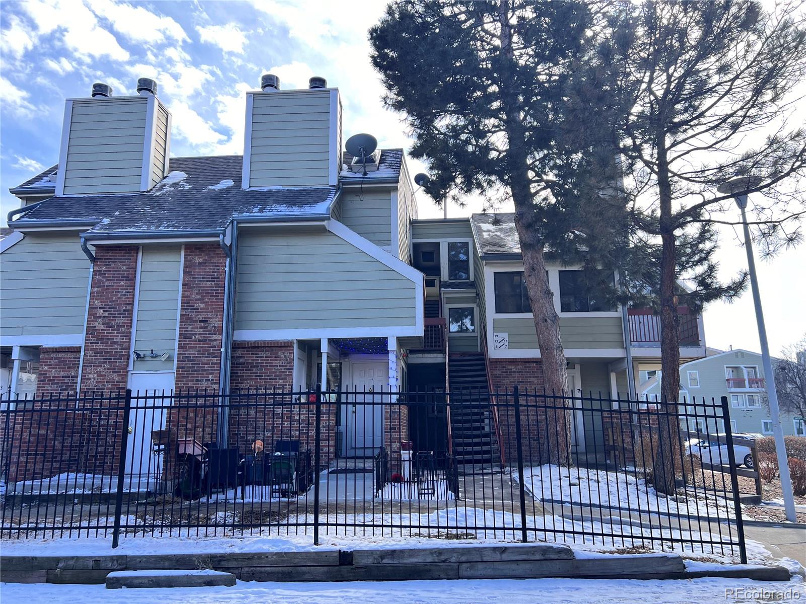 MLS Image #18 for 912 s dearborn way,aurora, Colorado