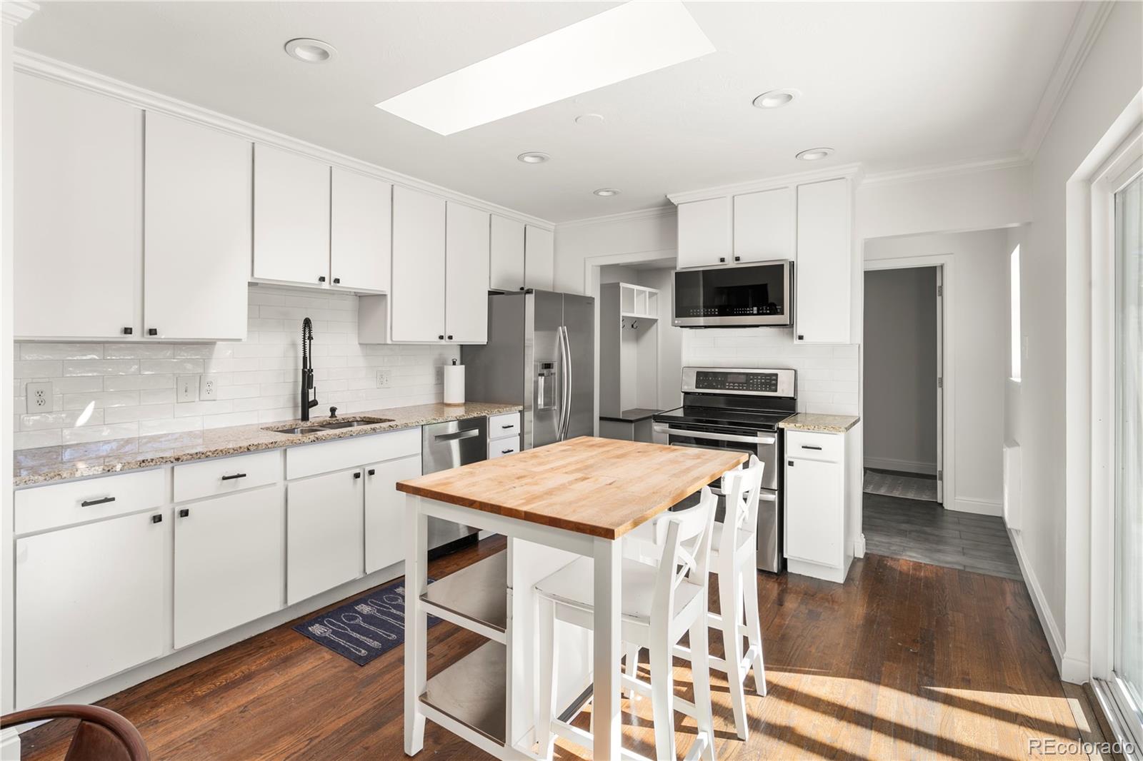 MLS Image #10 for 4390 e harvard avenue,denver, Colorado