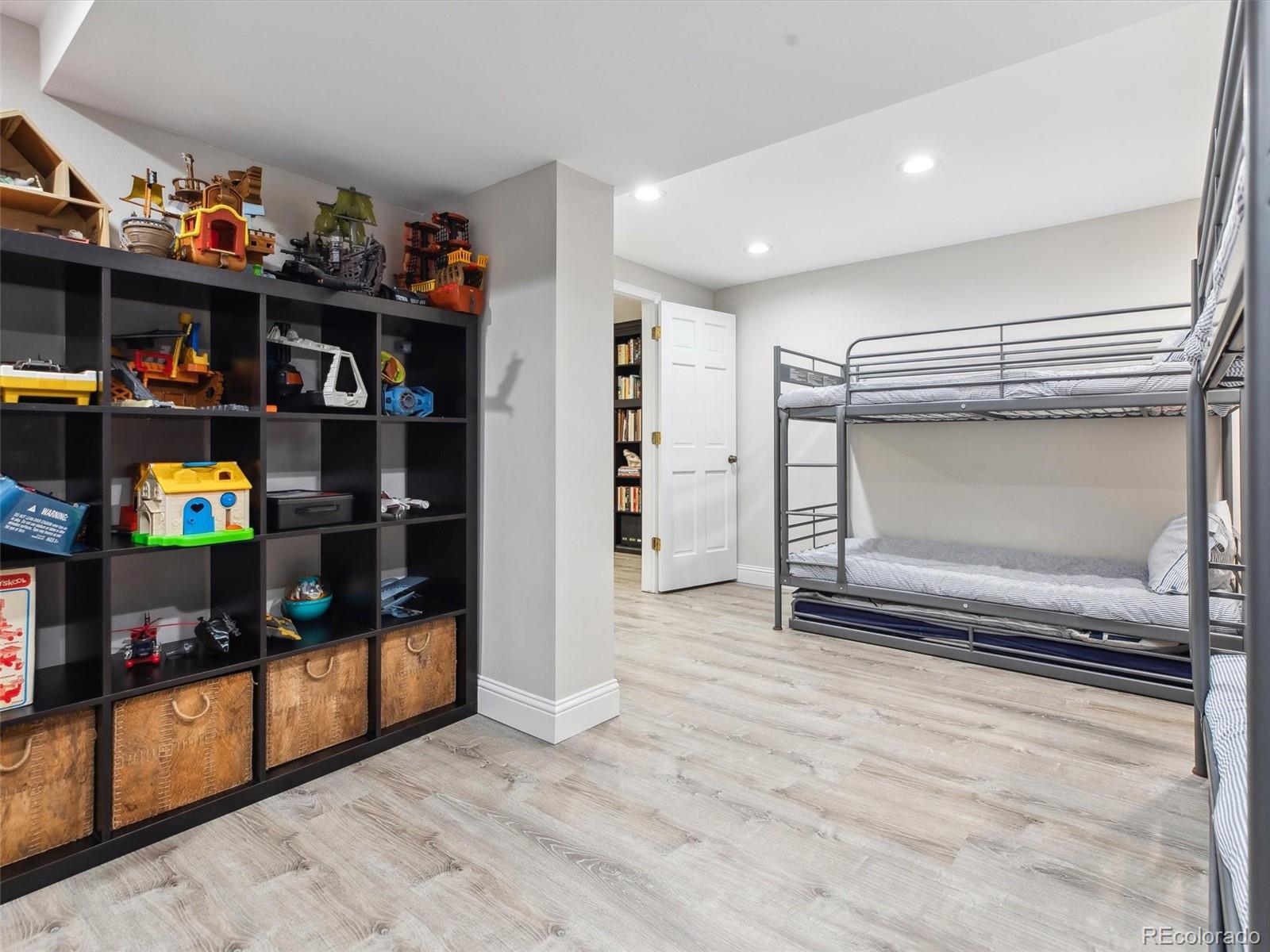 MLS Image #37 for 3  winged foot way,littleton, Colorado