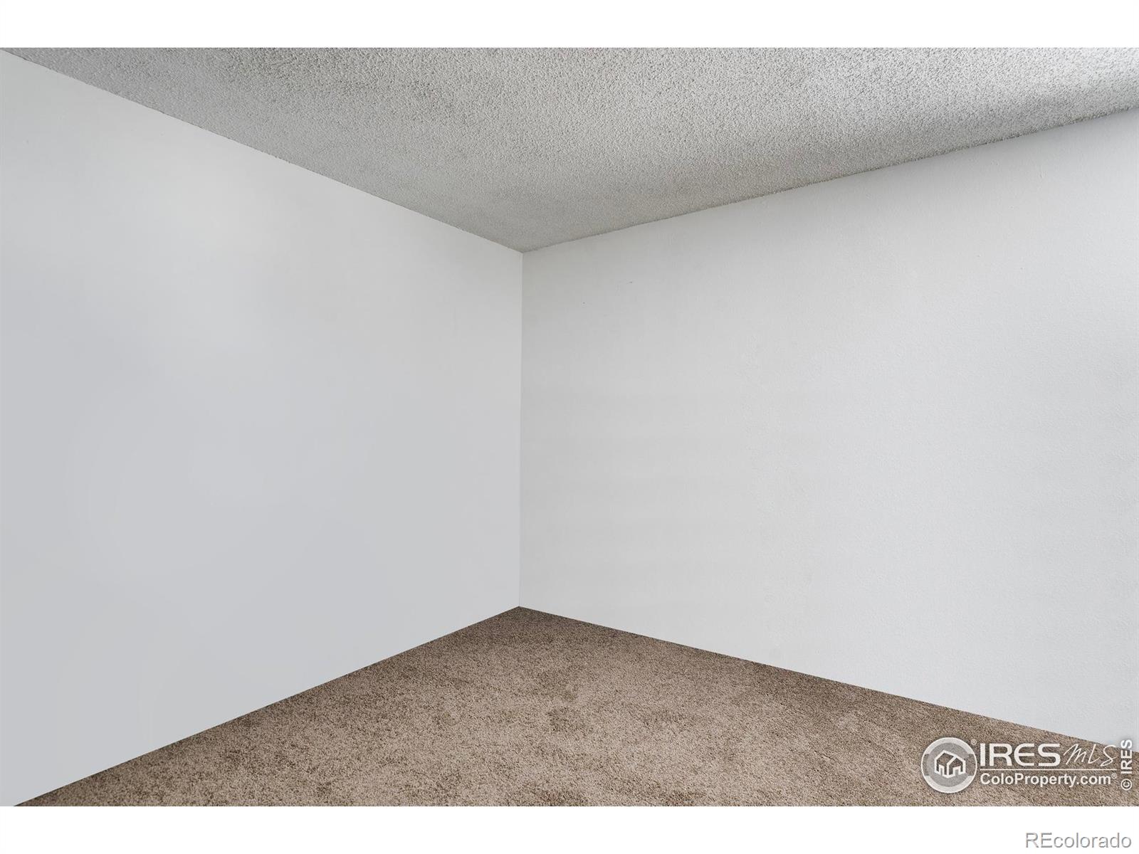 MLS Image #12 for 1705  heatheridge road,fort collins, Colorado