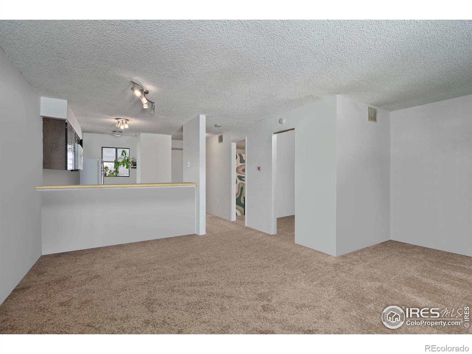 MLS Image #4 for 1705  heatheridge road,fort collins, Colorado