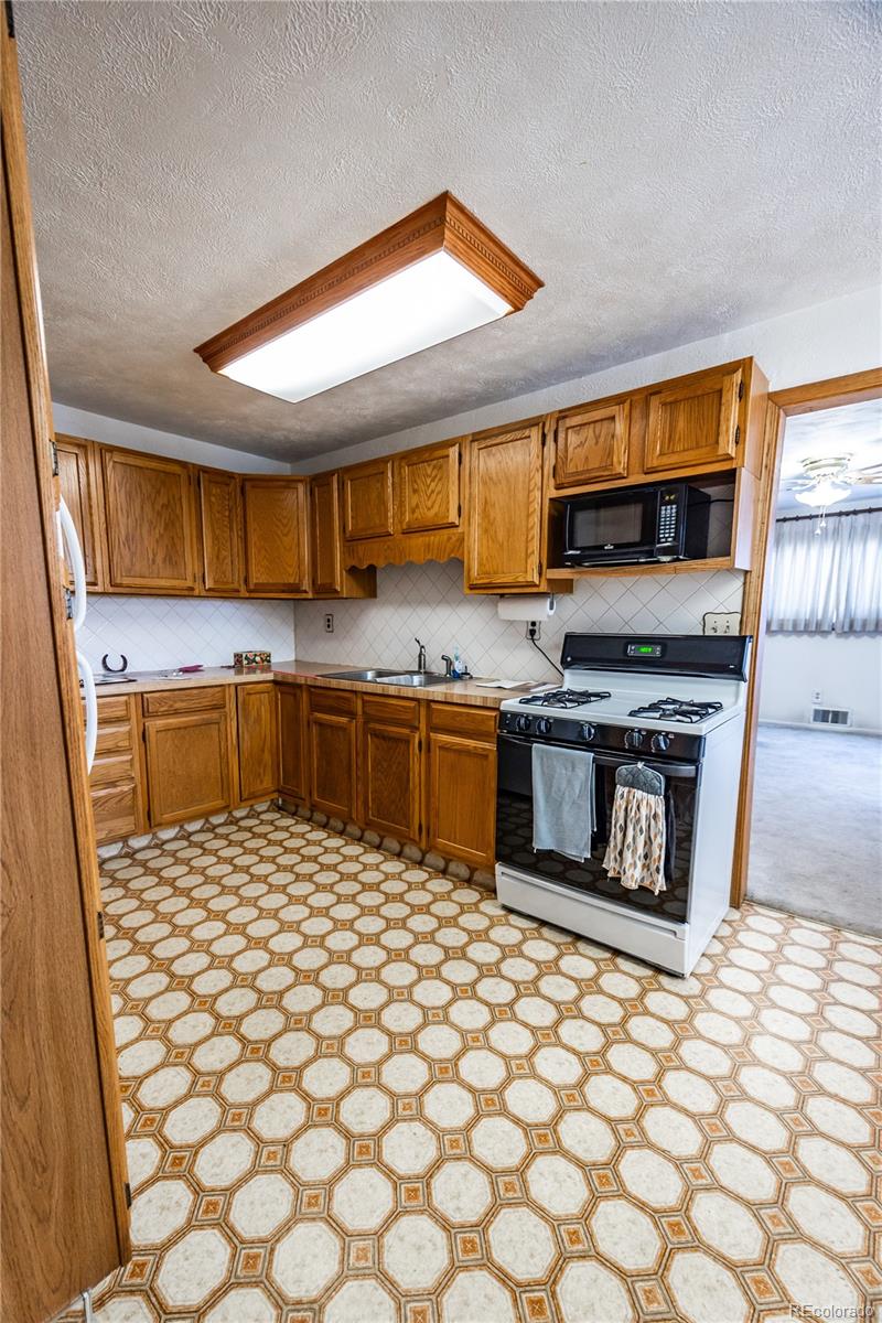 MLS Image #11 for 254  donna street,fort lupton, Colorado