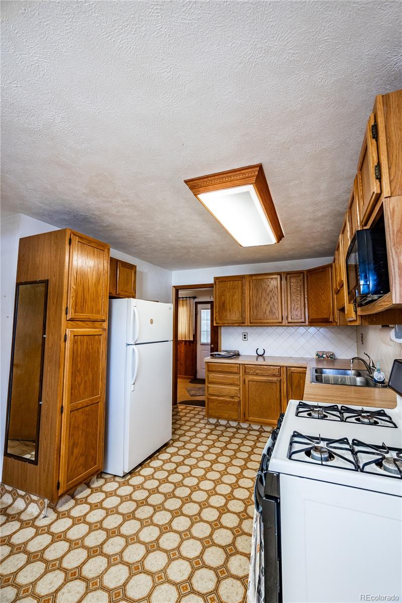 MLS Image #13 for 254  donna street,fort lupton, Colorado