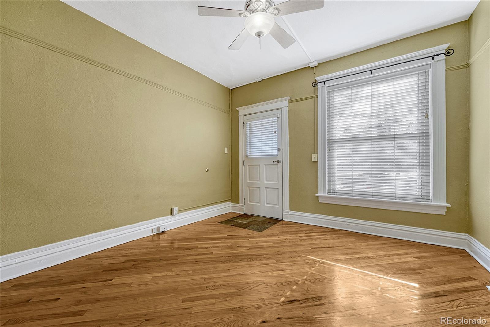 MLS Image #5 for 707  27th street,denver, Colorado