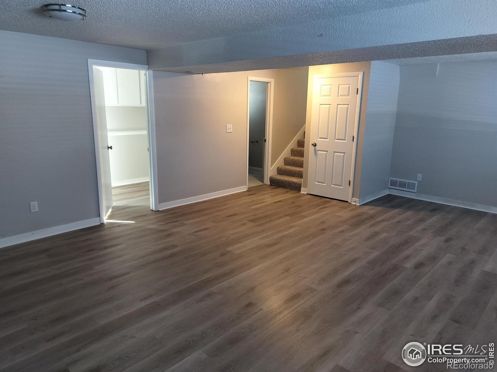 MLS Image #14 for 1413  beech court,fort collins, Colorado