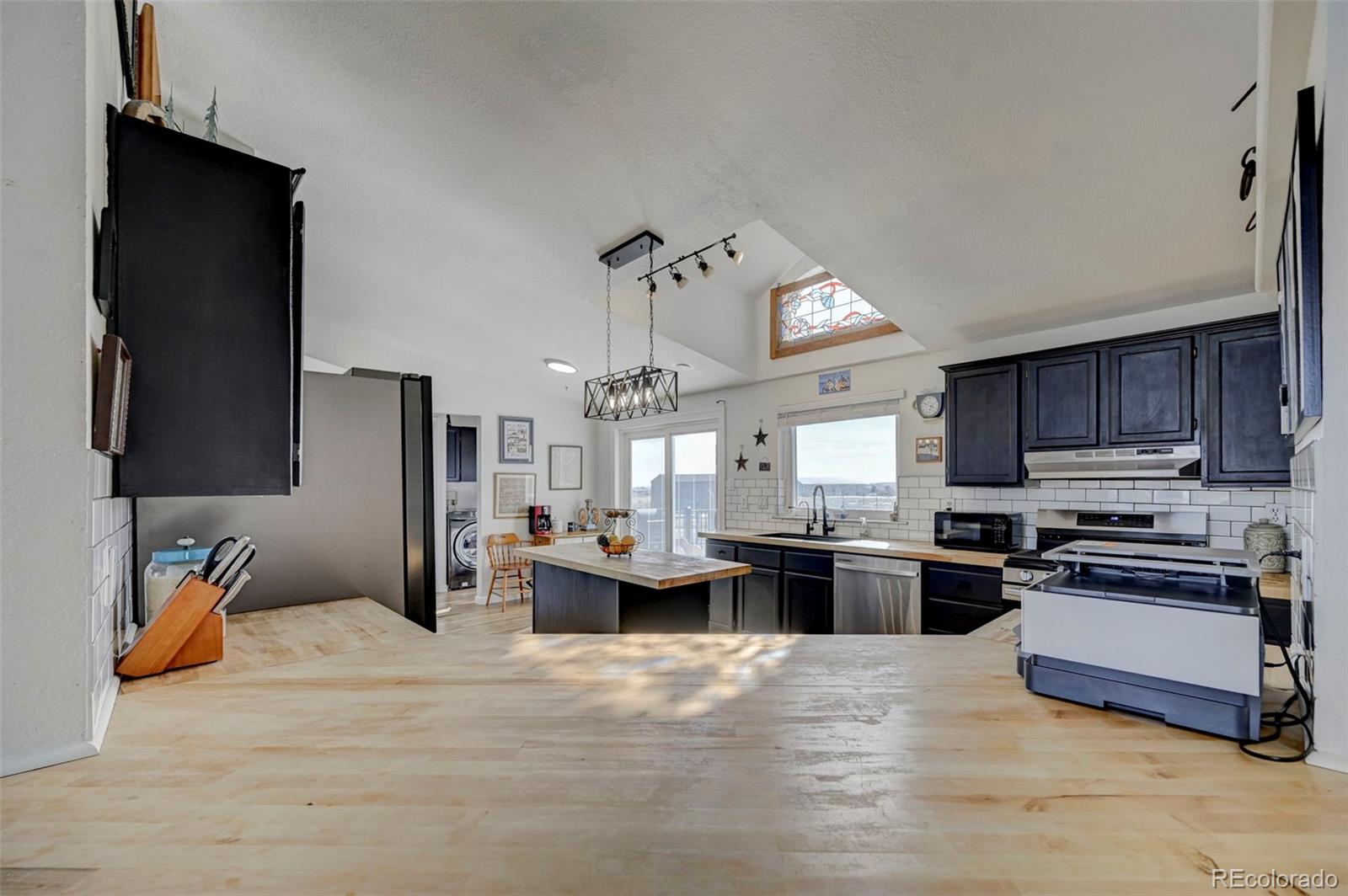 MLS Image #12 for 12220  safe landing drive,peyton, Colorado