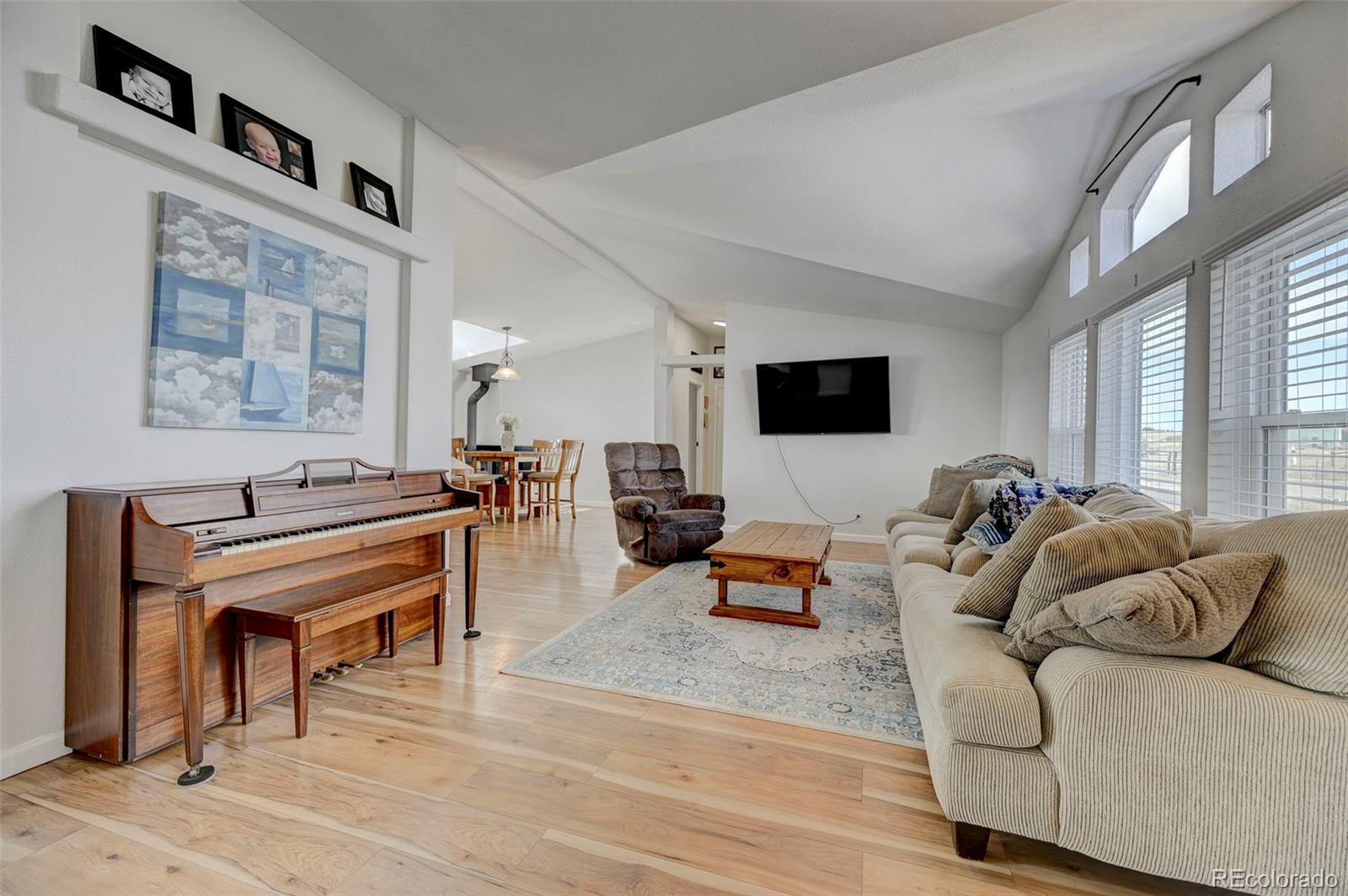 MLS Image #3 for 12220  safe landing drive,peyton, Colorado