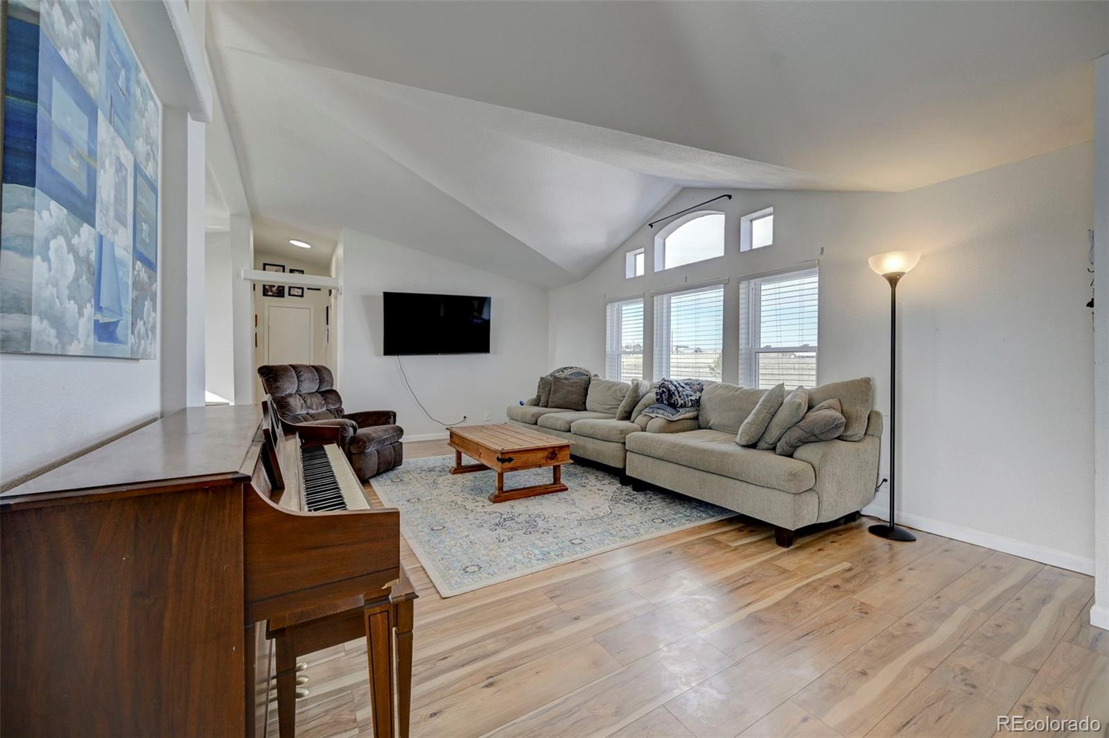 MLS Image #4 for 12220  safe landing drive,peyton, Colorado