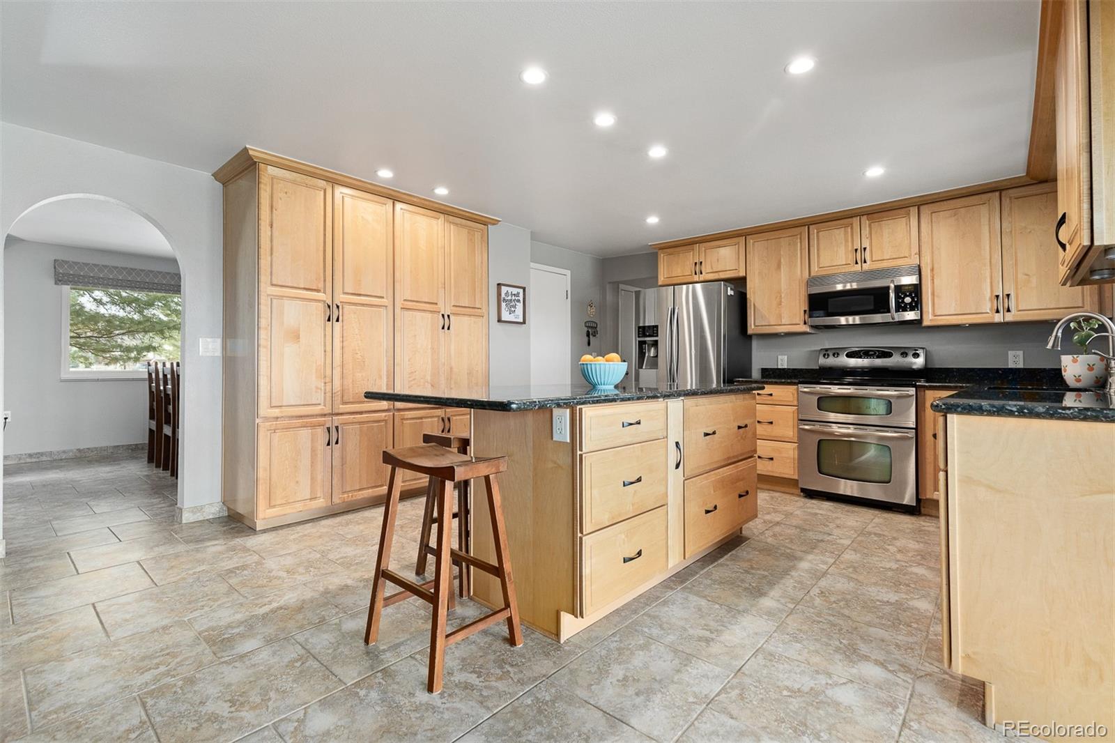 MLS Image #11 for 452  deframe court,golden, Colorado