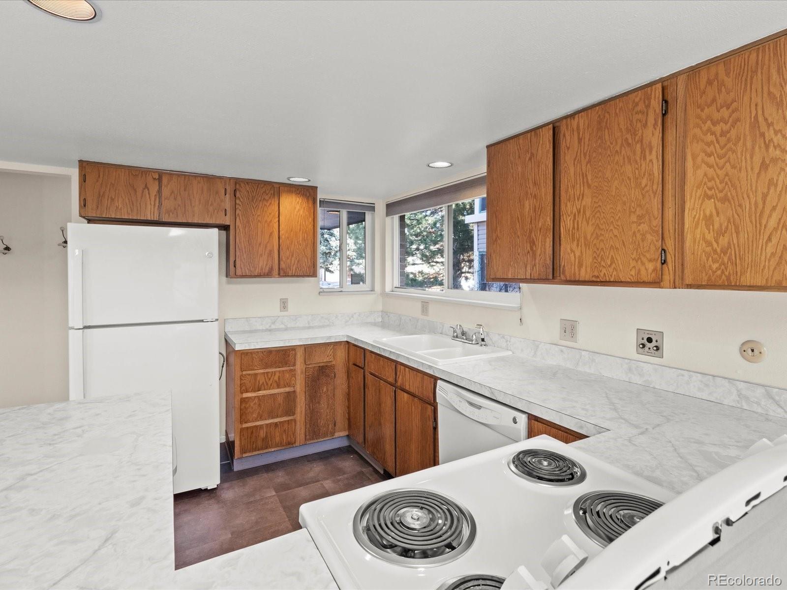 MLS Image #5 for 2323 s jamaica street ,aurora, Colorado
