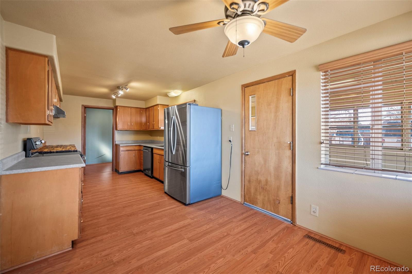 MLS Image #9 for 1320  mount view lane,colorado springs, Colorado