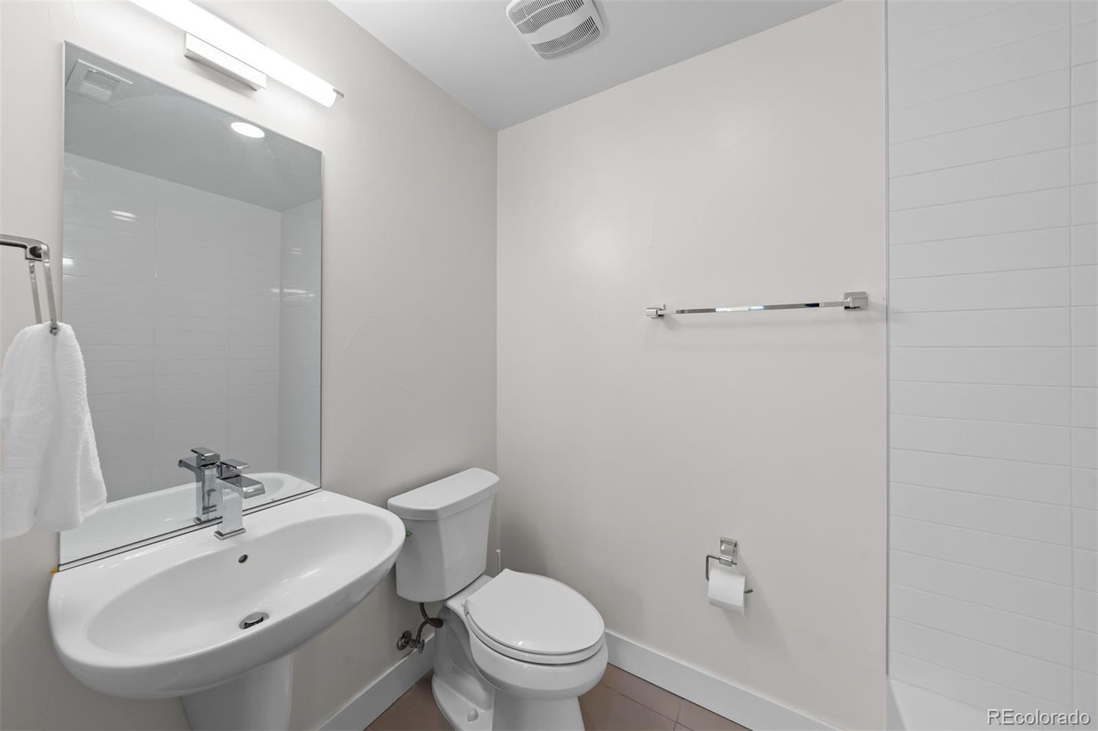 MLS Image #11 for 4062 w 16th avenue,denver, Colorado