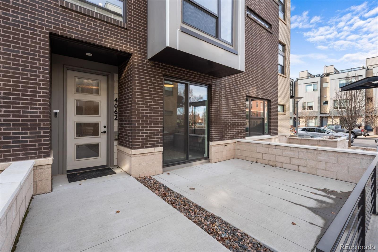 MLS Image #4 for 4062 w 16th avenue,denver, Colorado