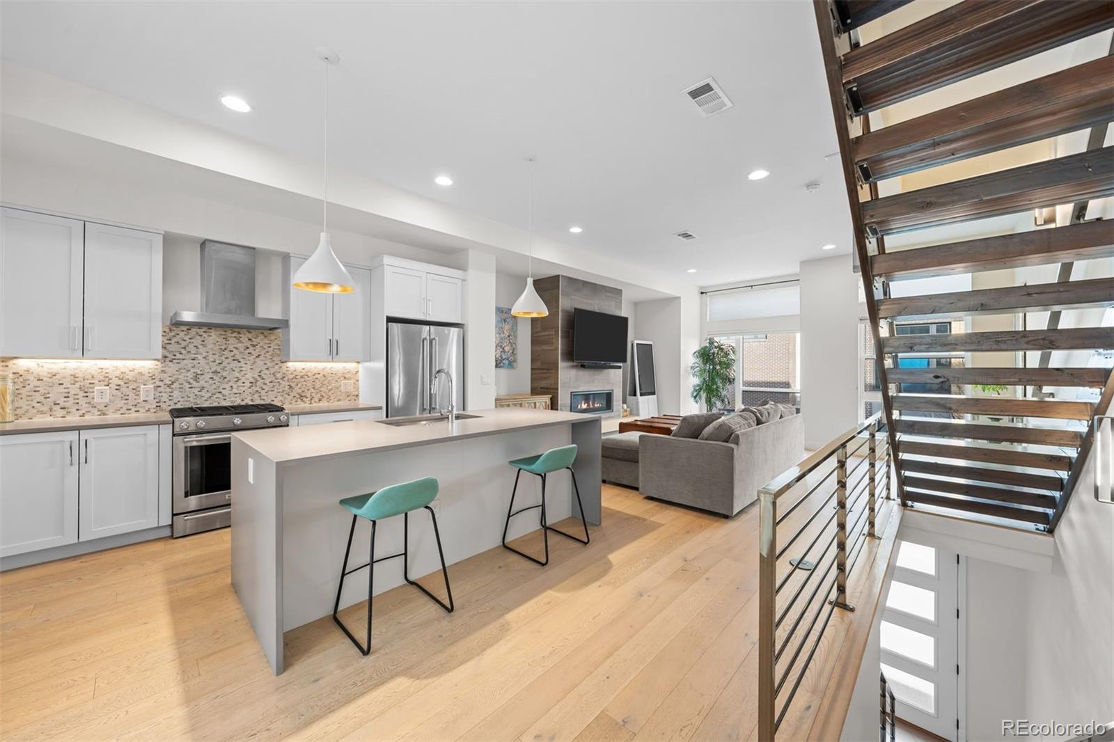 MLS Image #6 for 4062 w 16th avenue,denver, Colorado