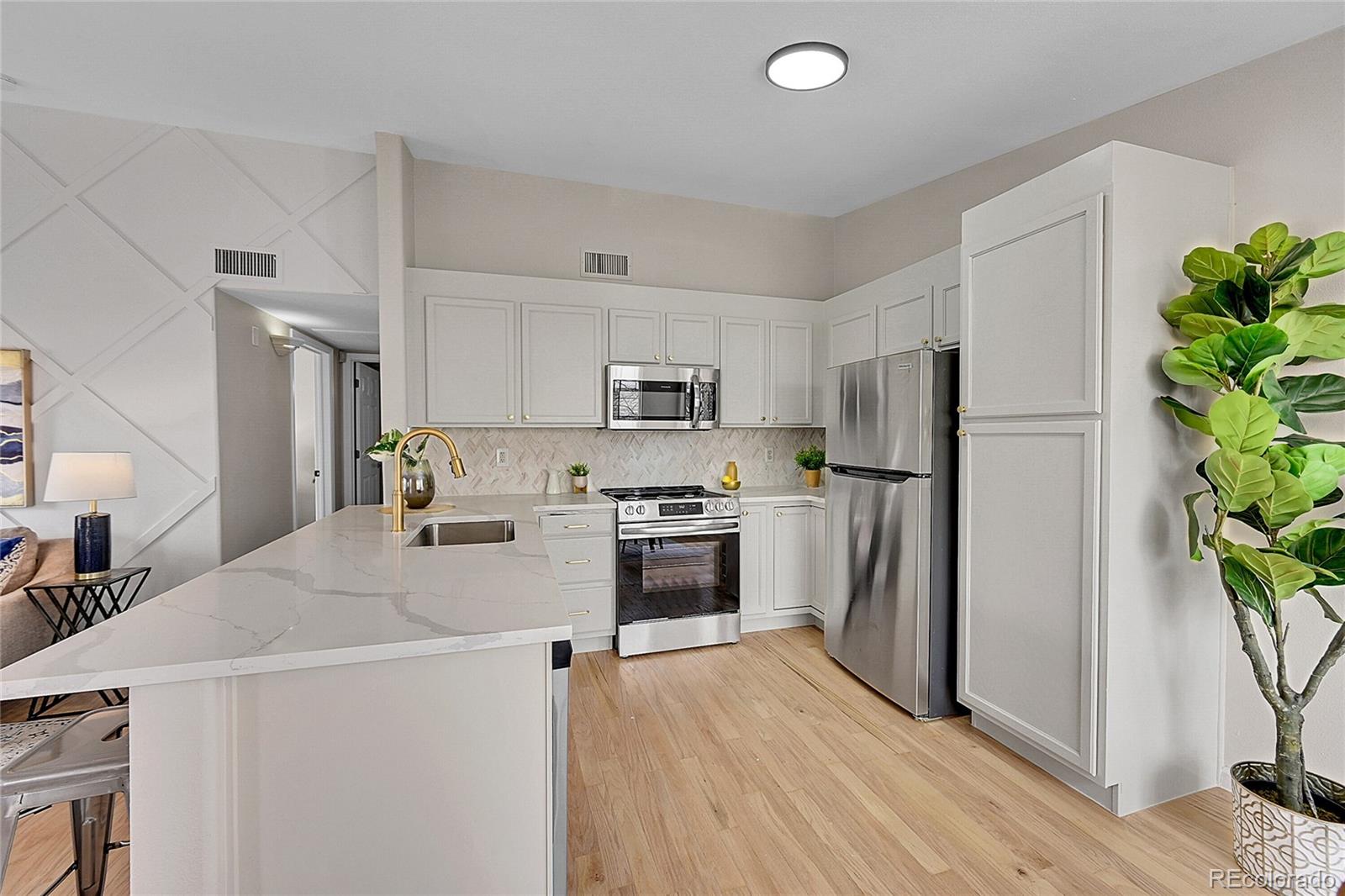 MLS Image #6 for 8655 w berry avenue,littleton, Colorado