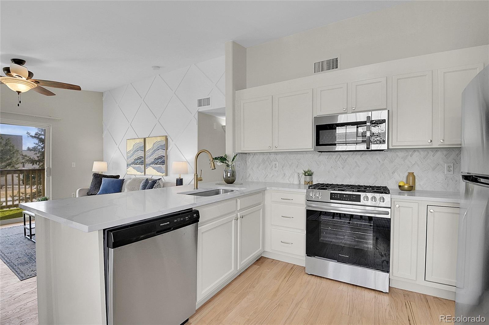 MLS Image #7 for 8655 w berry avenue,littleton, Colorado