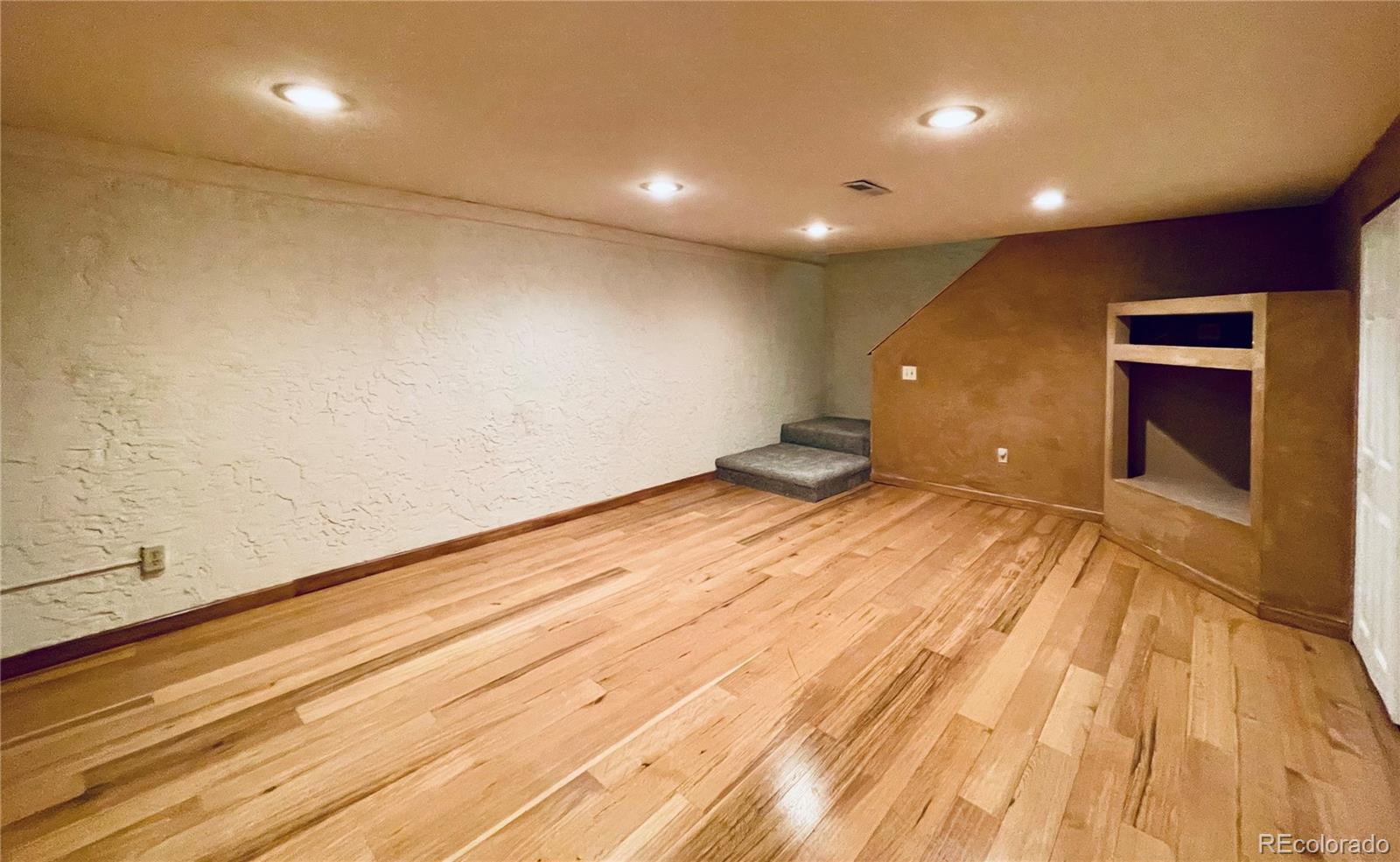 MLS Image #31 for 7194 s himalaya way,centennial, Colorado
