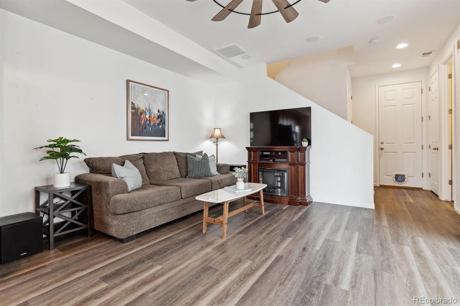 MLS Image #11 for 1635 s andes way,aurora, Colorado