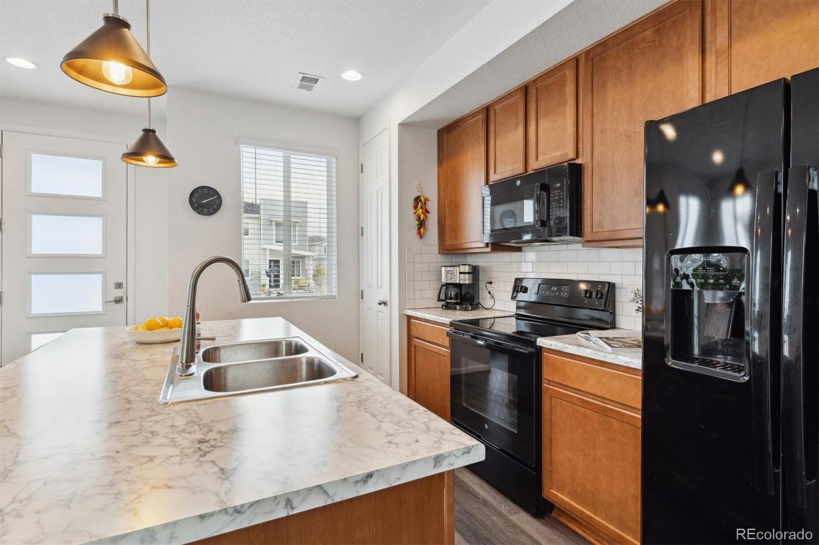 MLS Image #8 for 1635 s andes way,aurora, Colorado