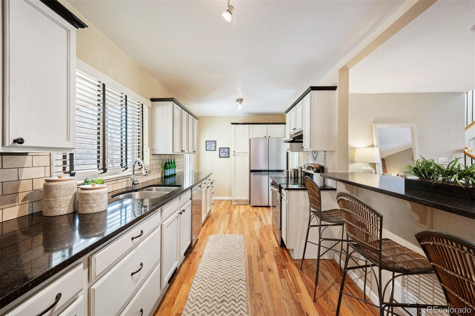 MLS Image #4 for 1375 s jackson street,denver, Colorado