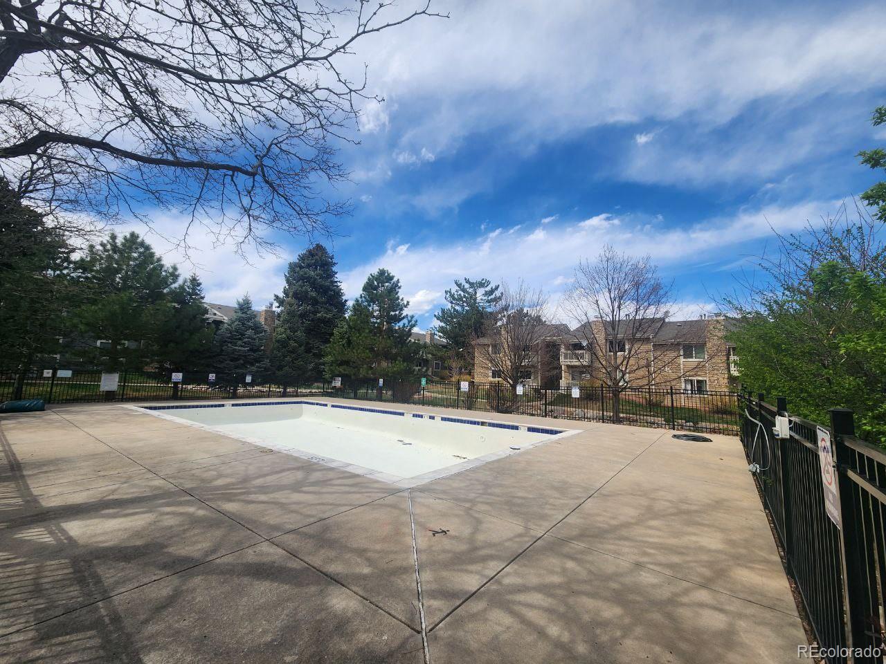 MLS Image #38 for 4400 s quebec street,denver, Colorado