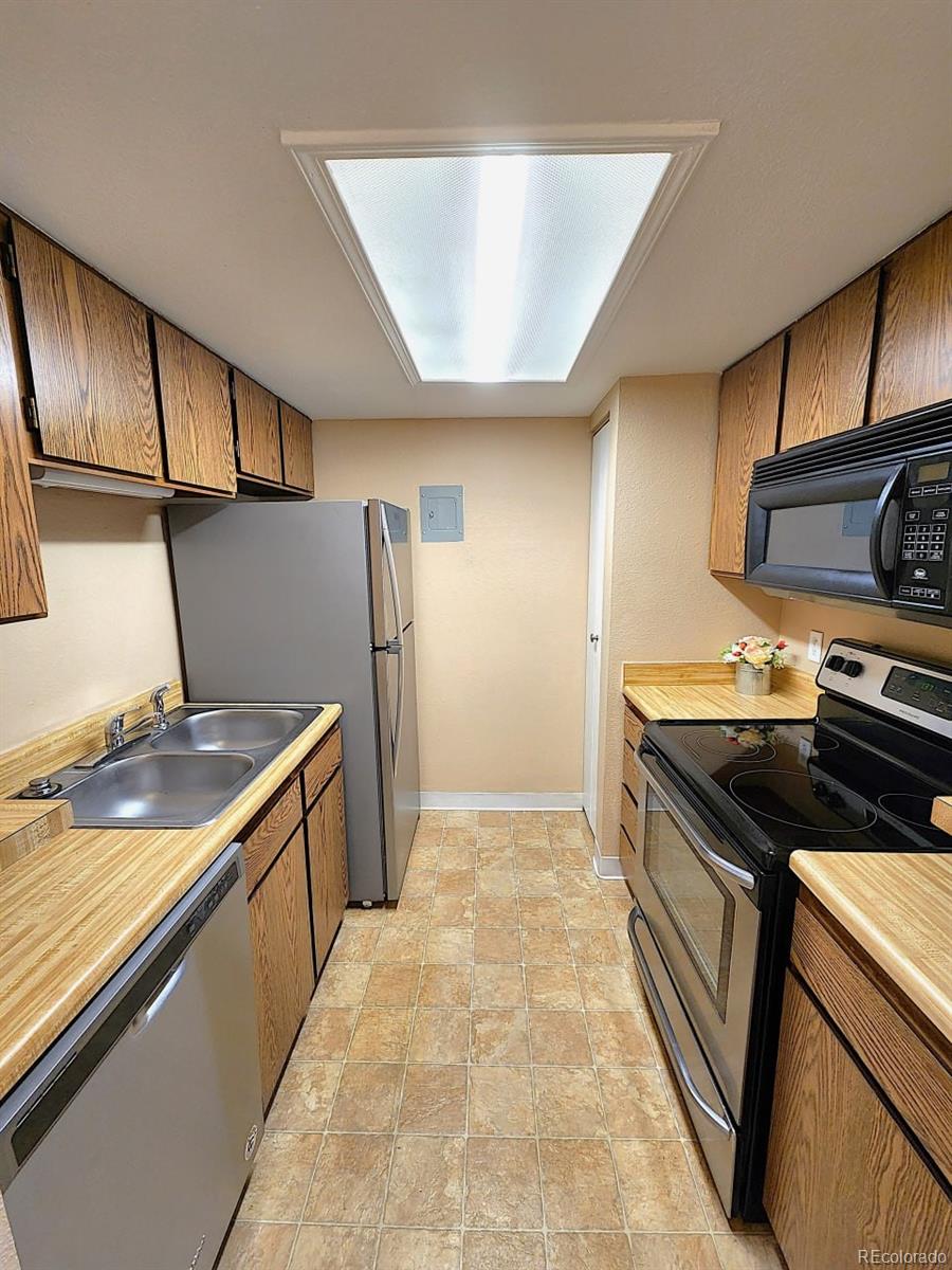 MLS Image #7 for 4400 s quebec street,denver, Colorado