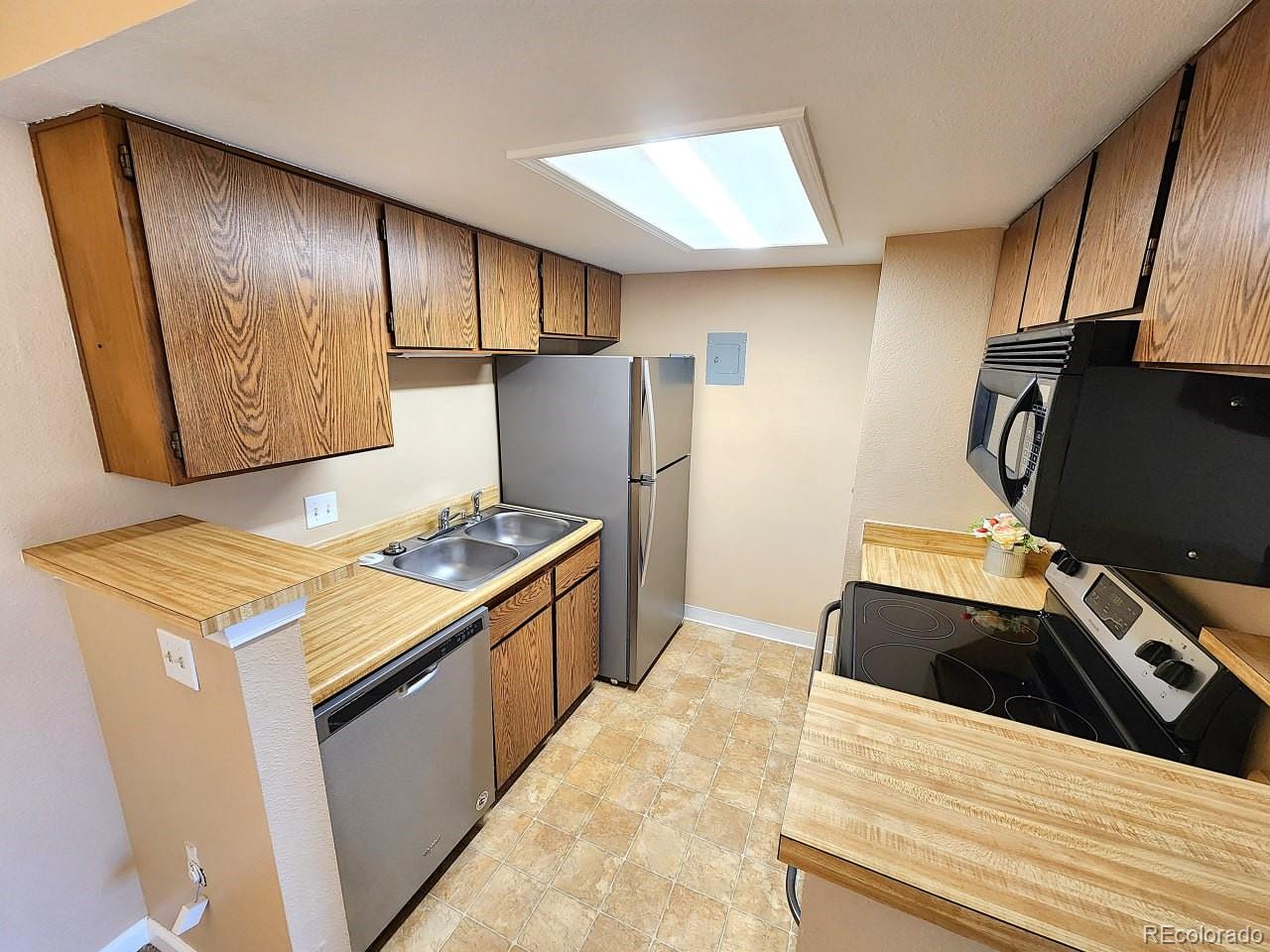 MLS Image #8 for 4400 s quebec street,denver, Colorado