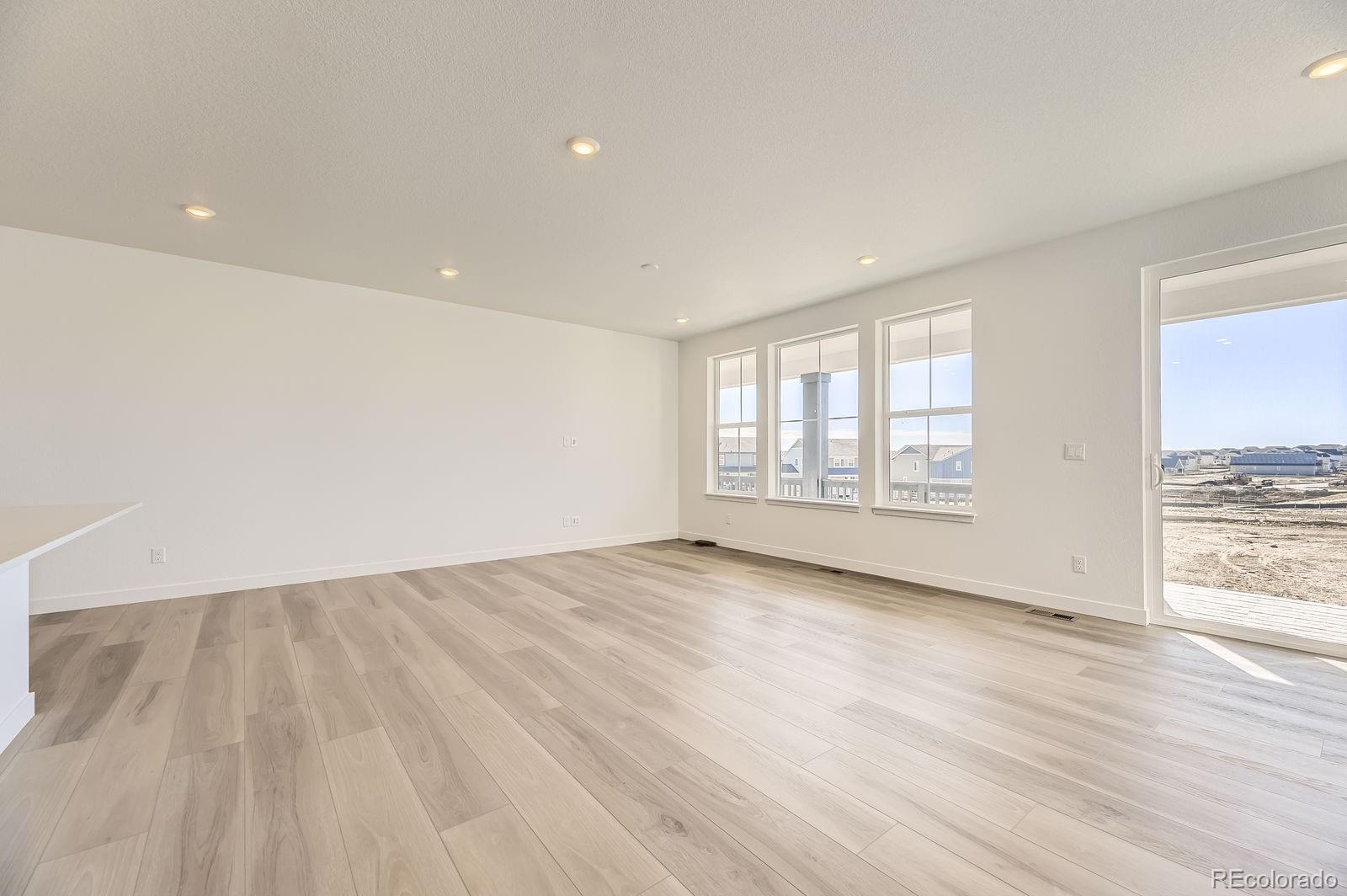 MLS Image #1 for 918  congress place,elizabeth, Colorado