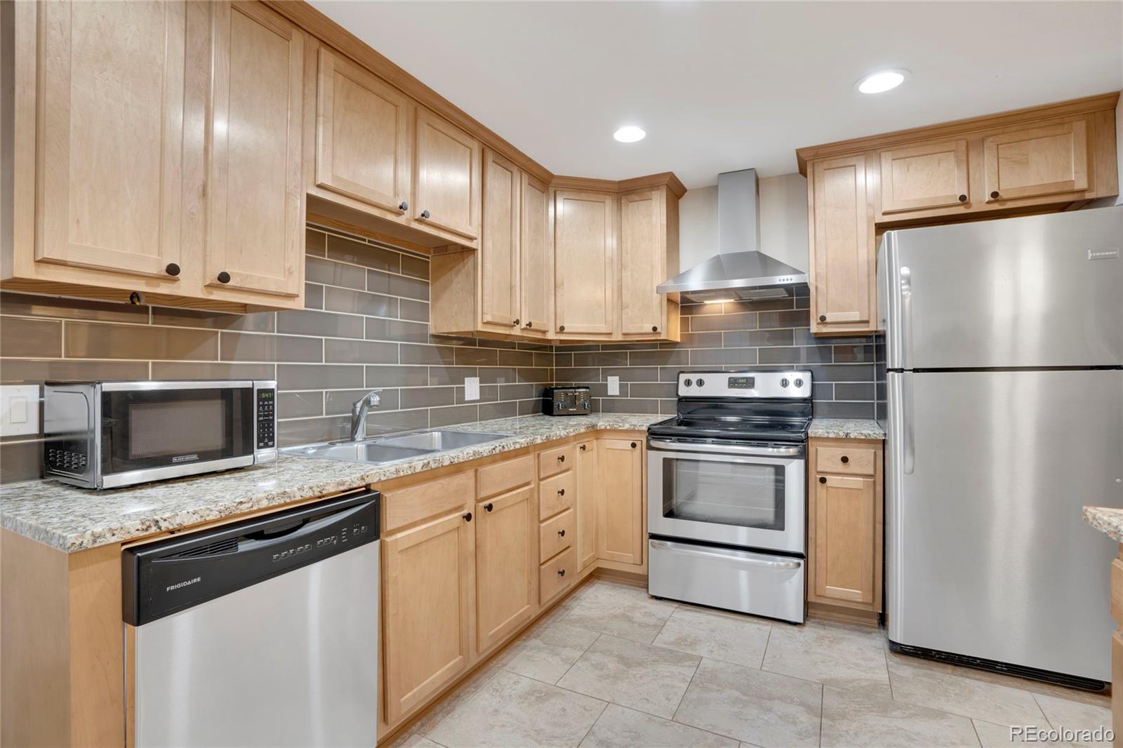 MLS Image #7 for 7266 s birch street,centennial, Colorado