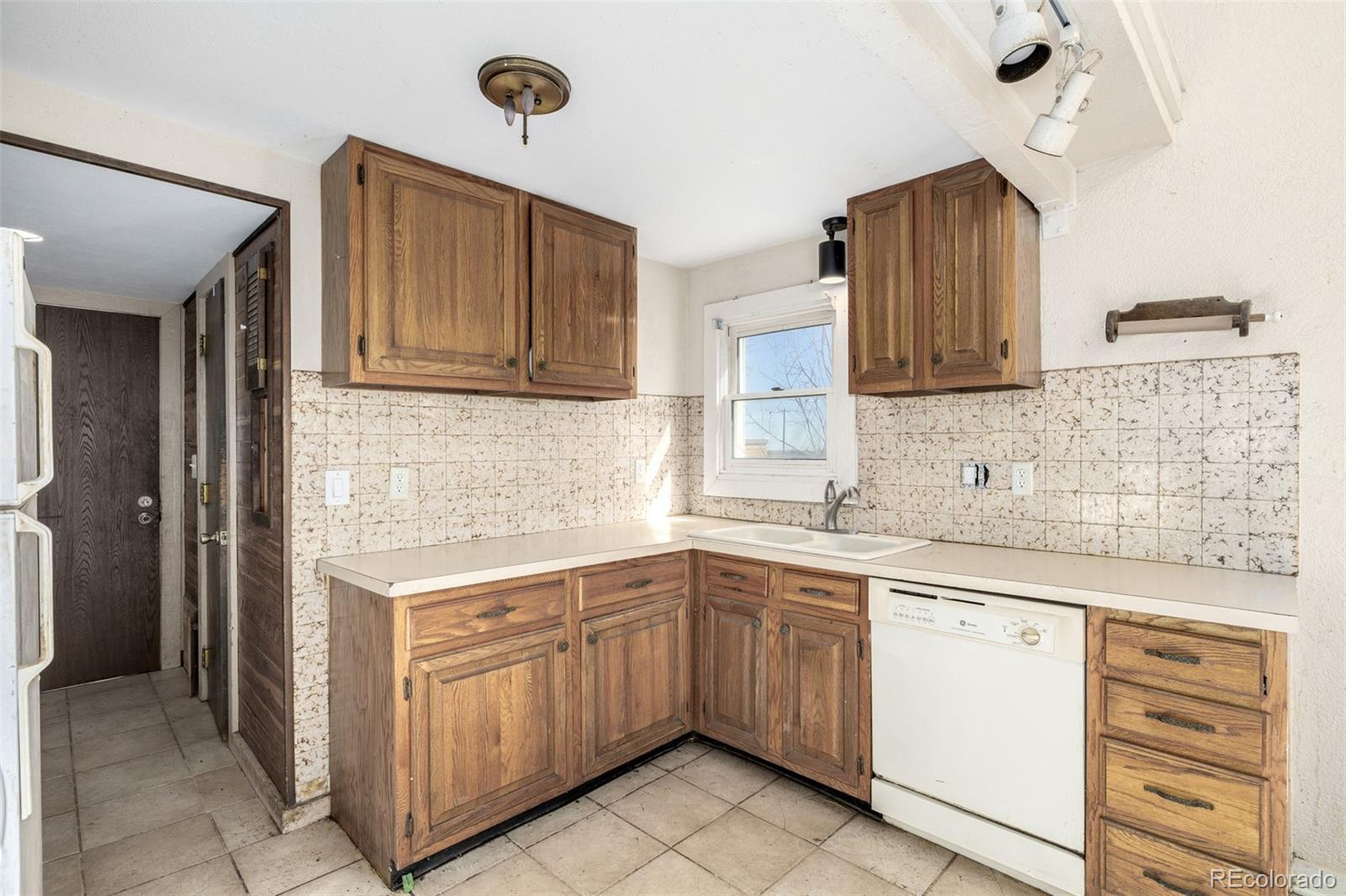 MLS Image #14 for 2541  yarmouth avenue,boulder, Colorado