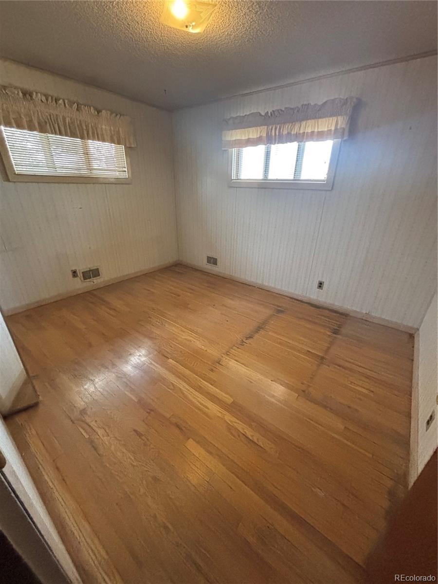 MLS Image #9 for 7795  raritan street,denver, Colorado