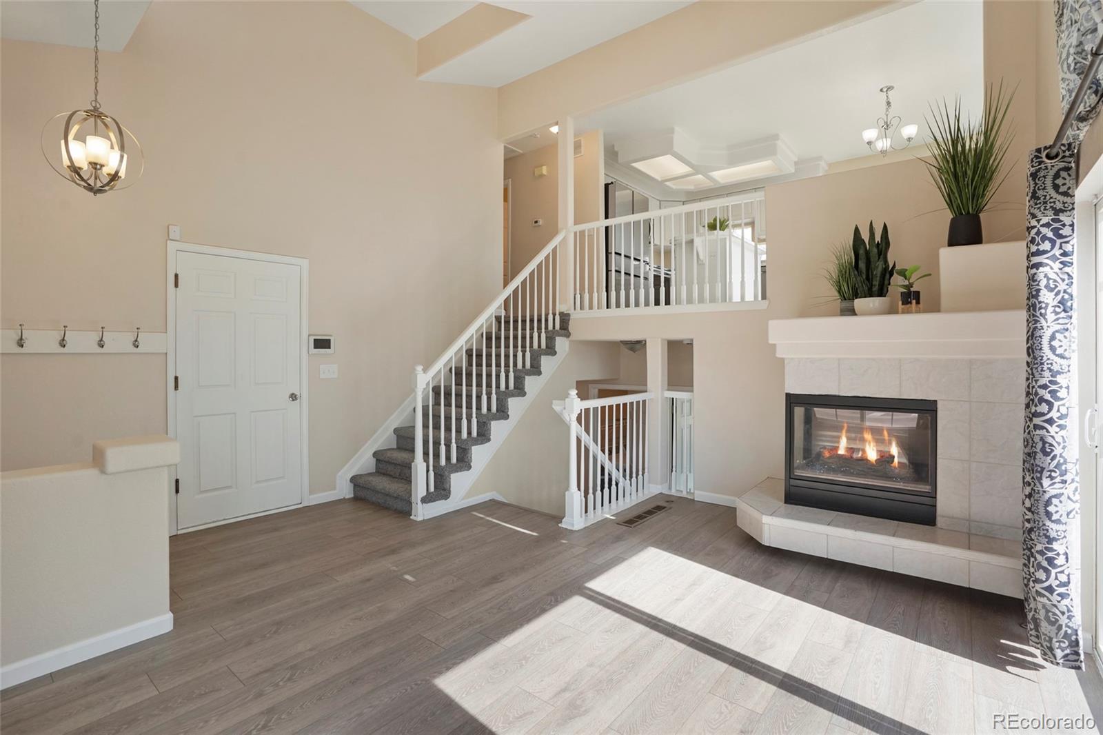 MLS Image #4 for 4604  flanders way,denver, Colorado