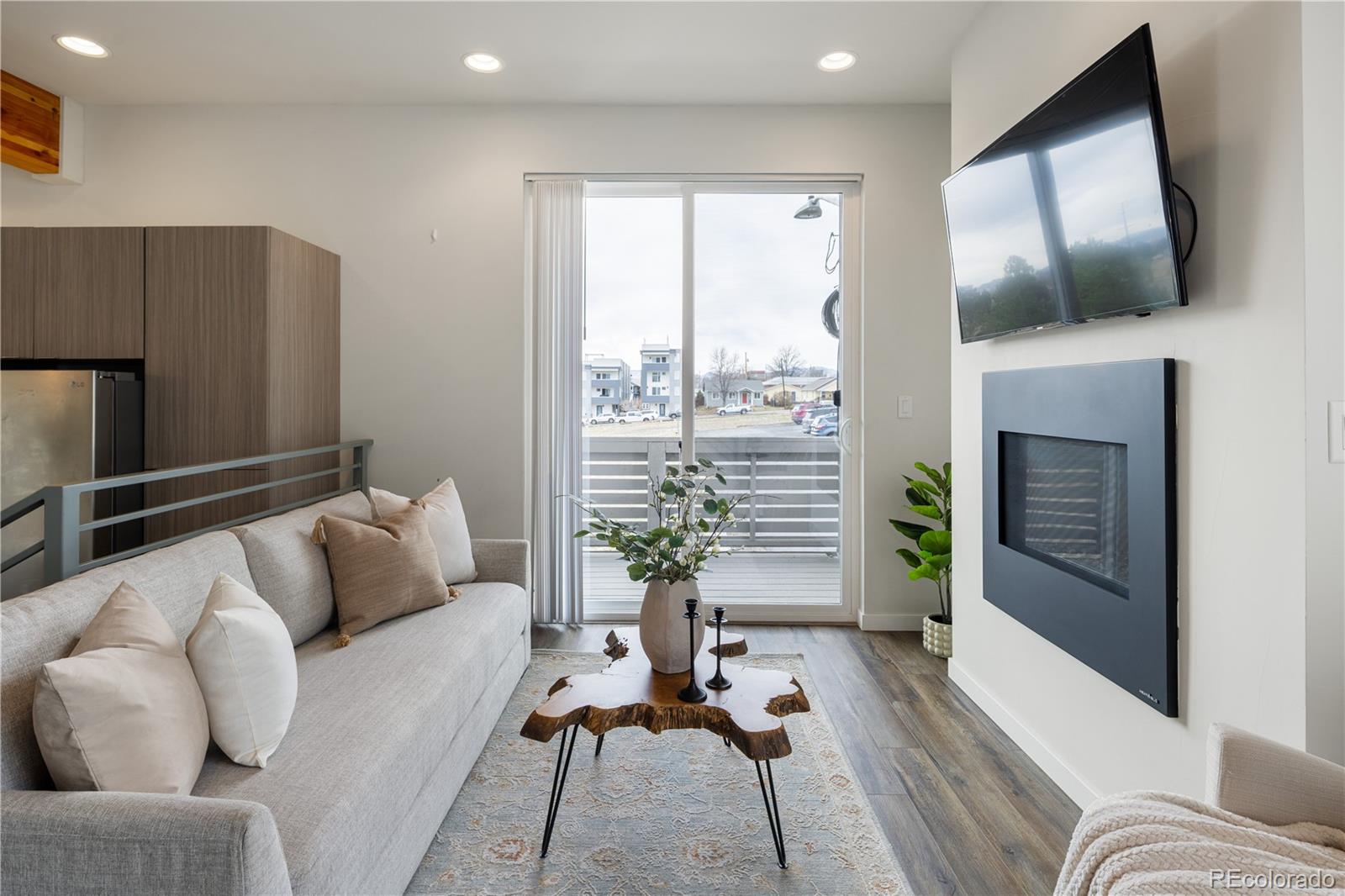 MLS Image #7 for 1239  tennyson street 10,denver, Colorado