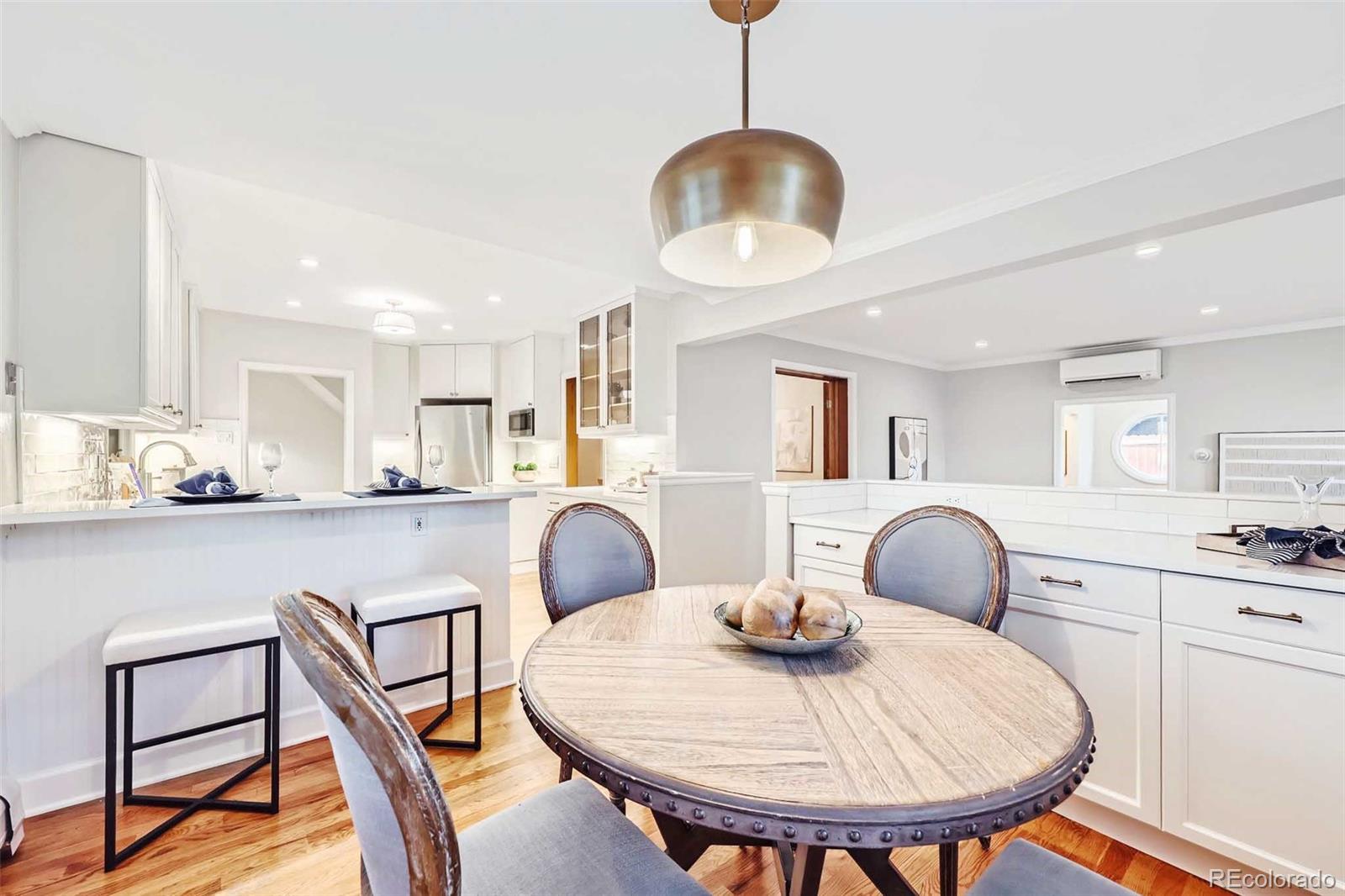 MLS Image #10 for 926 s fillmore way,denver, Colorado