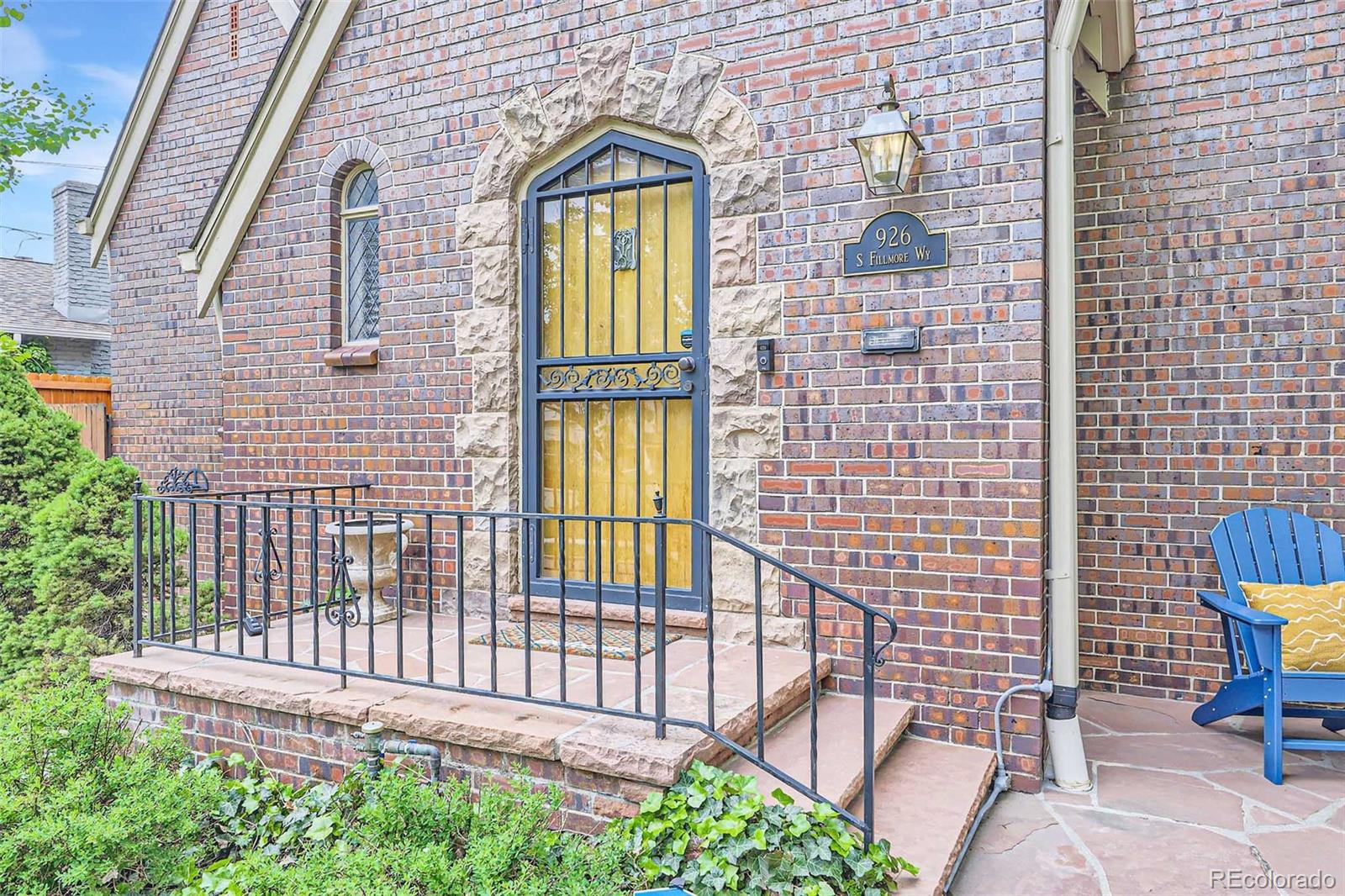 MLS Image #2 for 926 s fillmore way,denver, Colorado