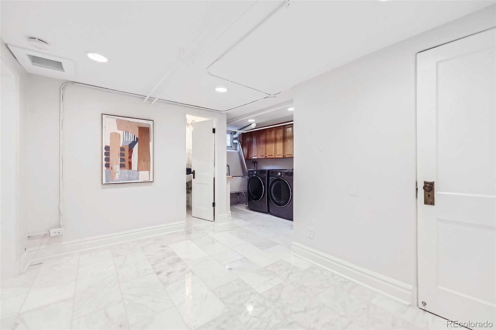 MLS Image #24 for 926 s fillmore way,denver, Colorado