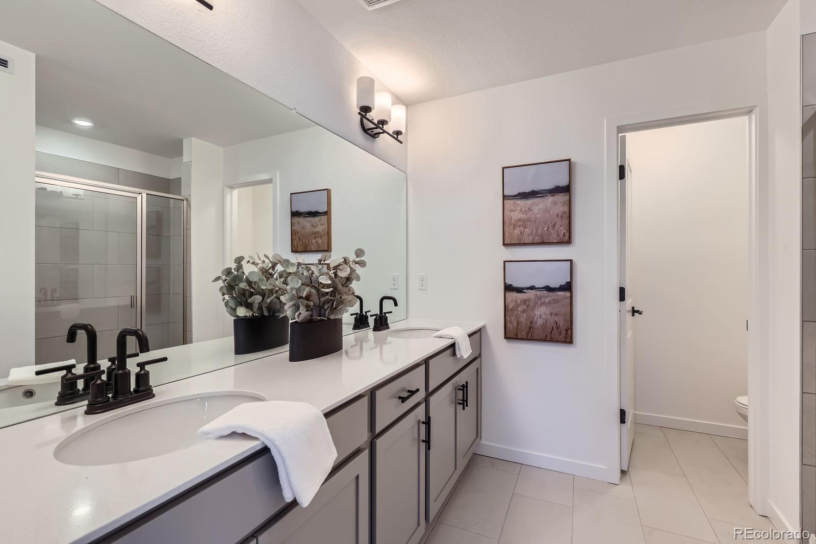 MLS Image #2 for 352  n. geneva street,aurora, Colorado