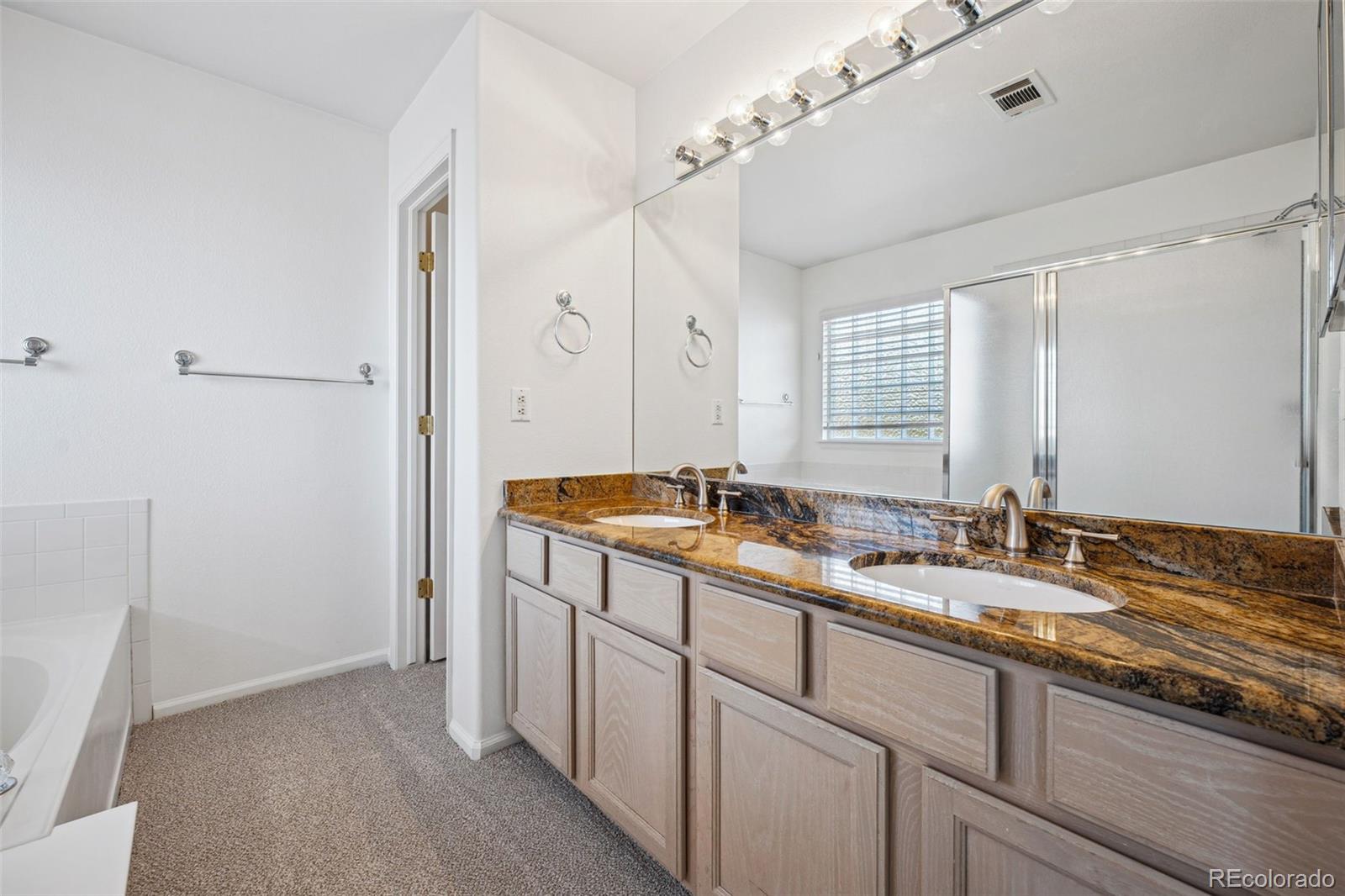 MLS Image #16 for 1415 s ulster street,denver, Colorado