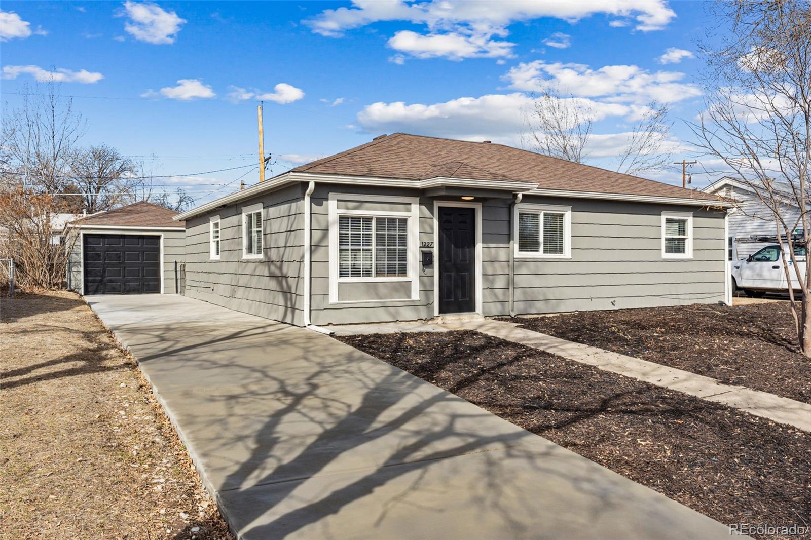 MLS Image #3 for 1227  yost street,aurora, Colorado
