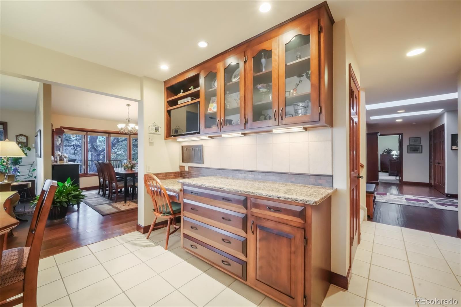 MLS Image #16 for 5065 e cliff point circle,colorado springs, Colorado