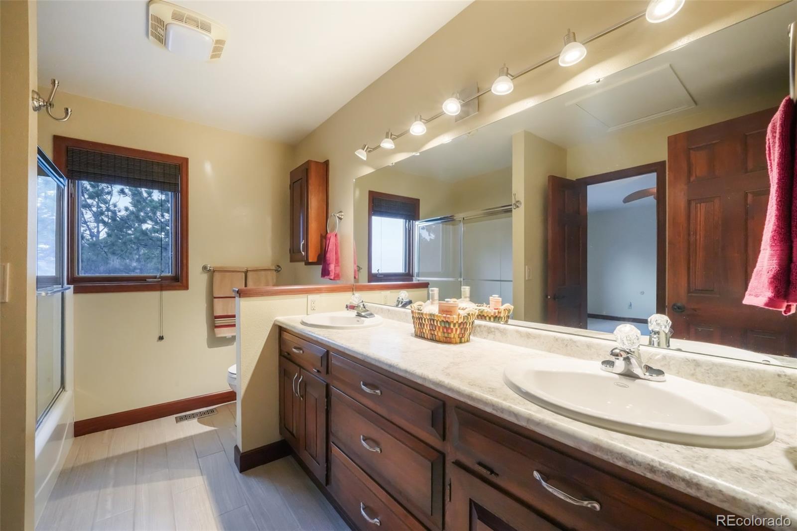 MLS Image #35 for 5065 e cliff point circle,colorado springs, Colorado