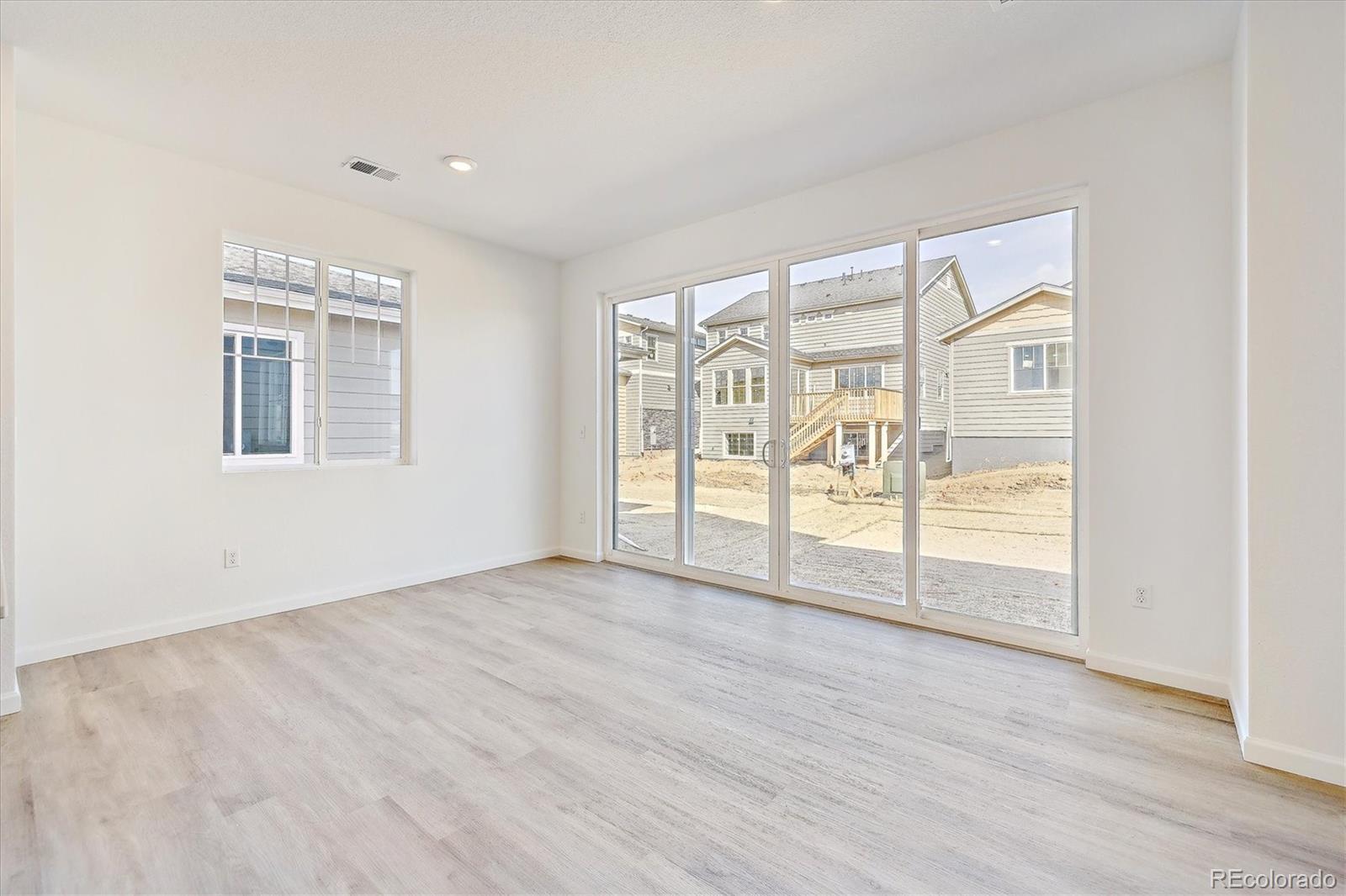 MLS Image #12 for 24789 e 39th avenue,aurora, Colorado