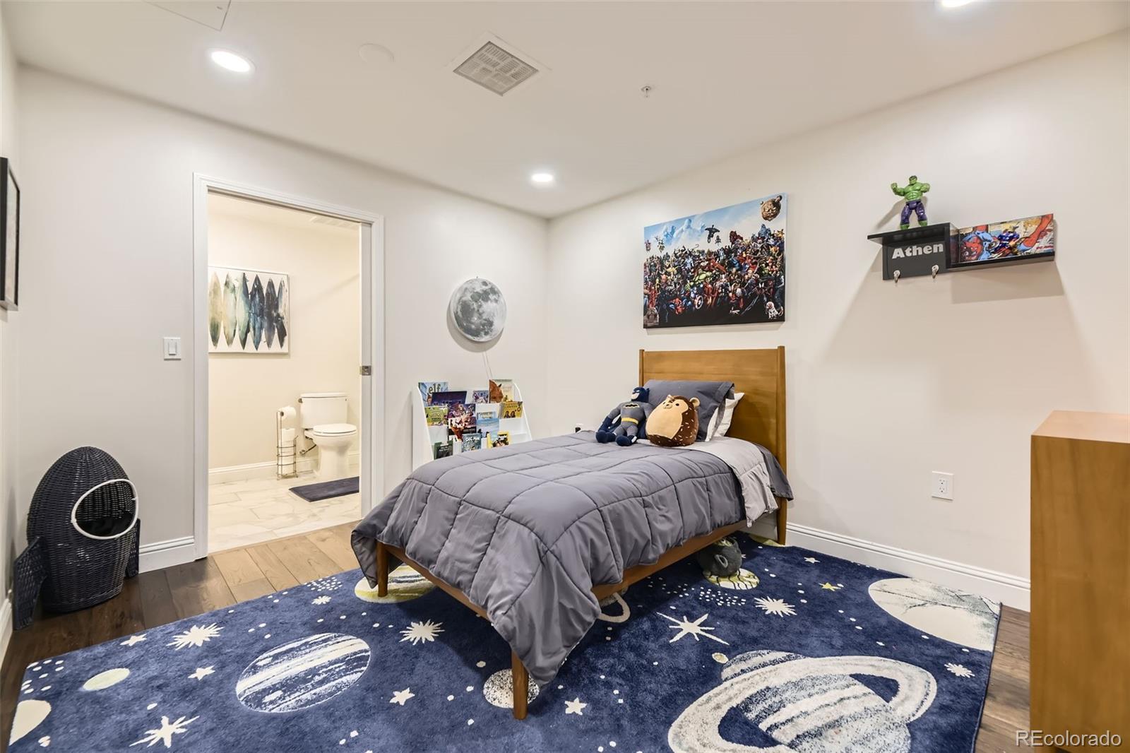 MLS Image #15 for 975 n lincoln street,denver, Colorado