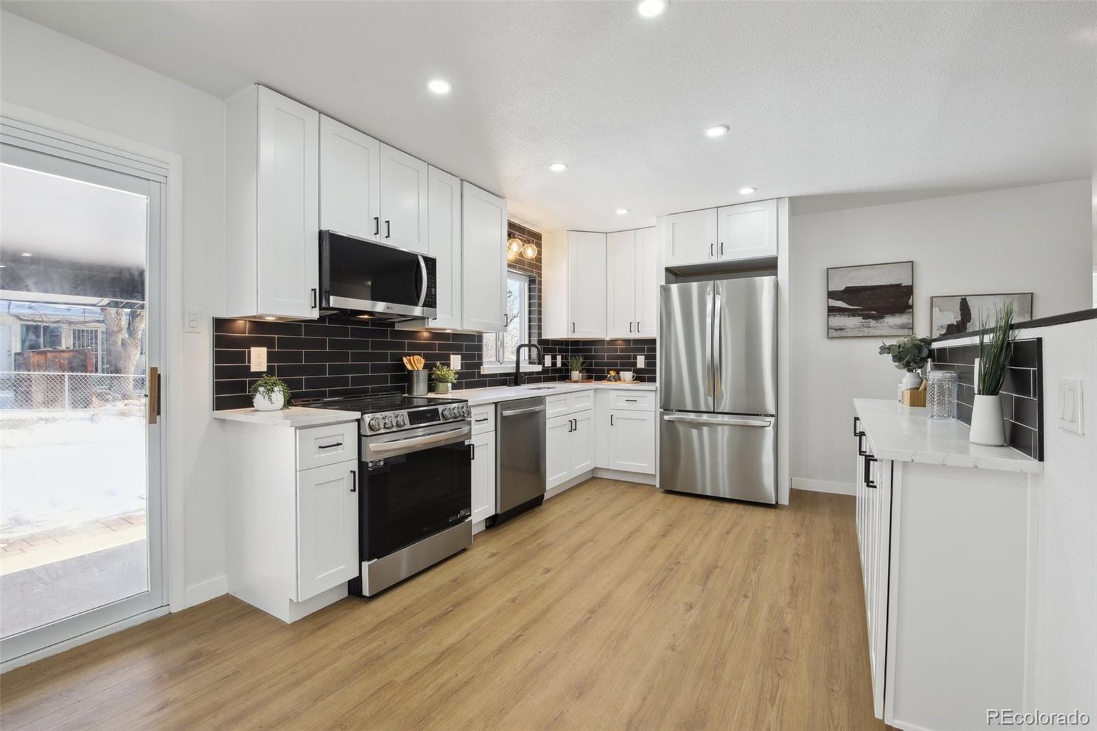 MLS Image #3 for 6894  nelson street,arvada, Colorado