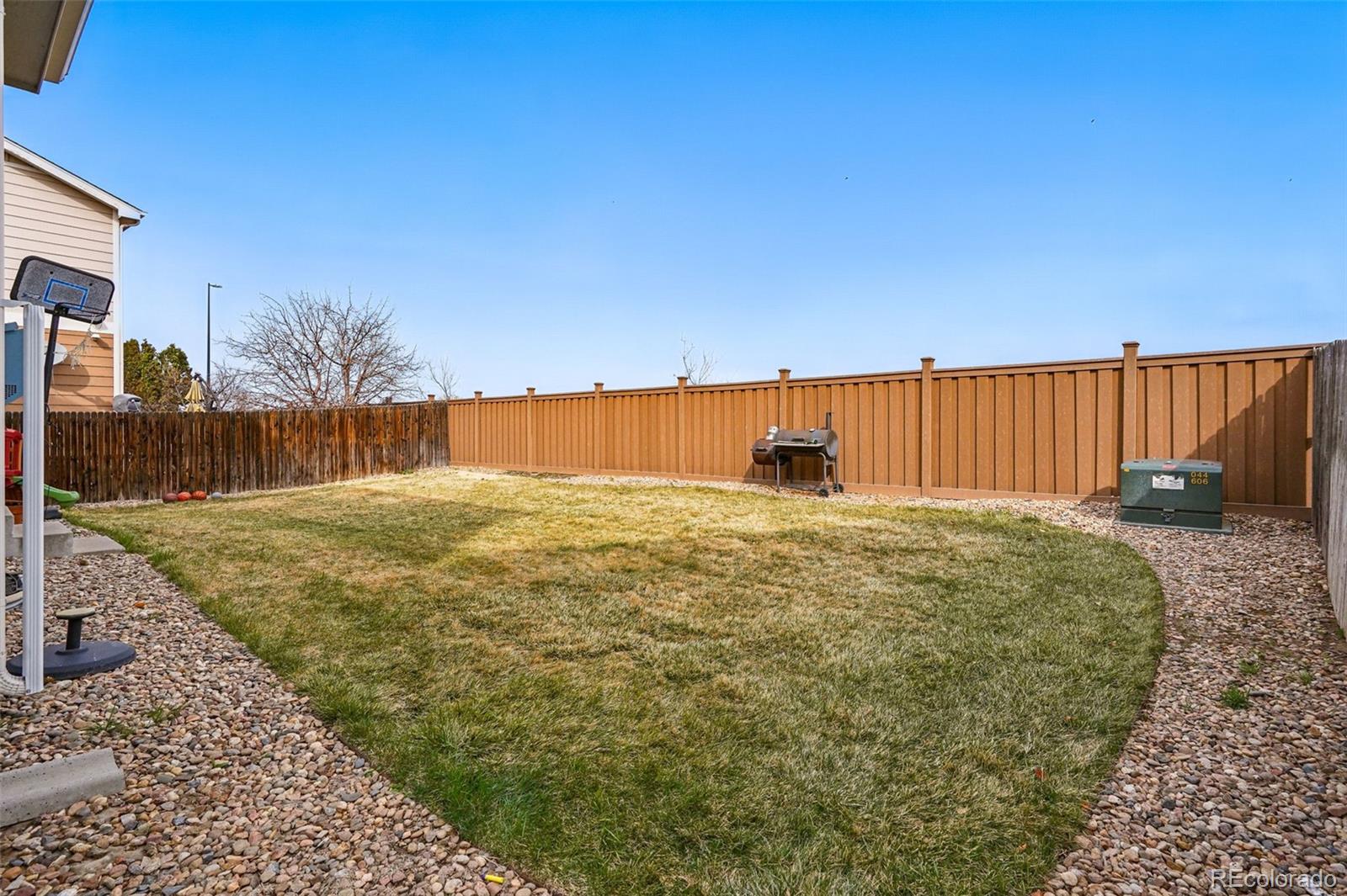 MLS Image #29 for 5556  lewiston court,denver, Colorado